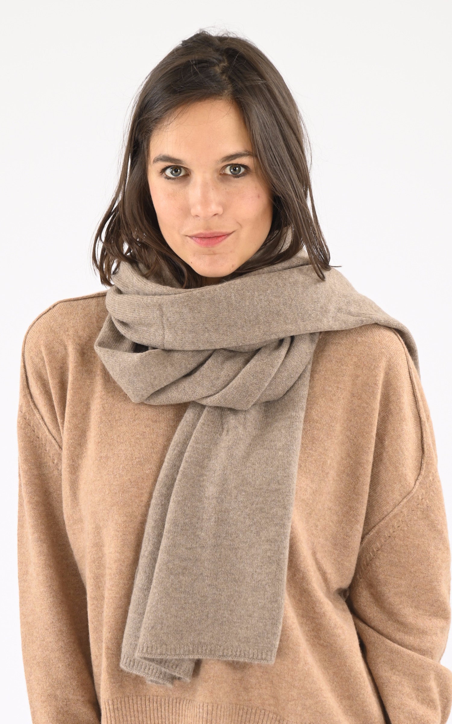 A &quot;VIOLETA 4501035C&quot; Taupe Notshy Echarpe Femme interior photo 3