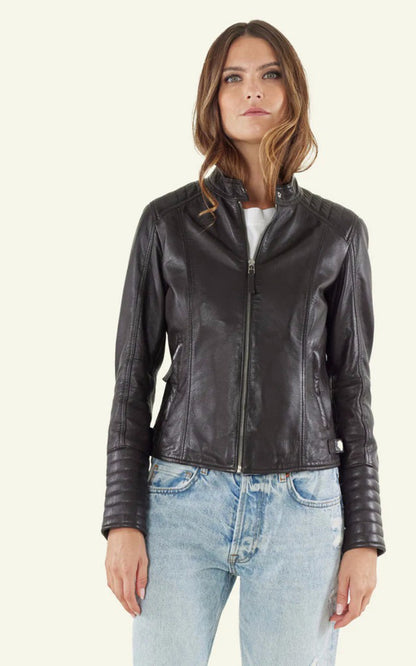 A &quot;LOUISE&quot; Noir Serge Pariente Blouson Femme opened photo