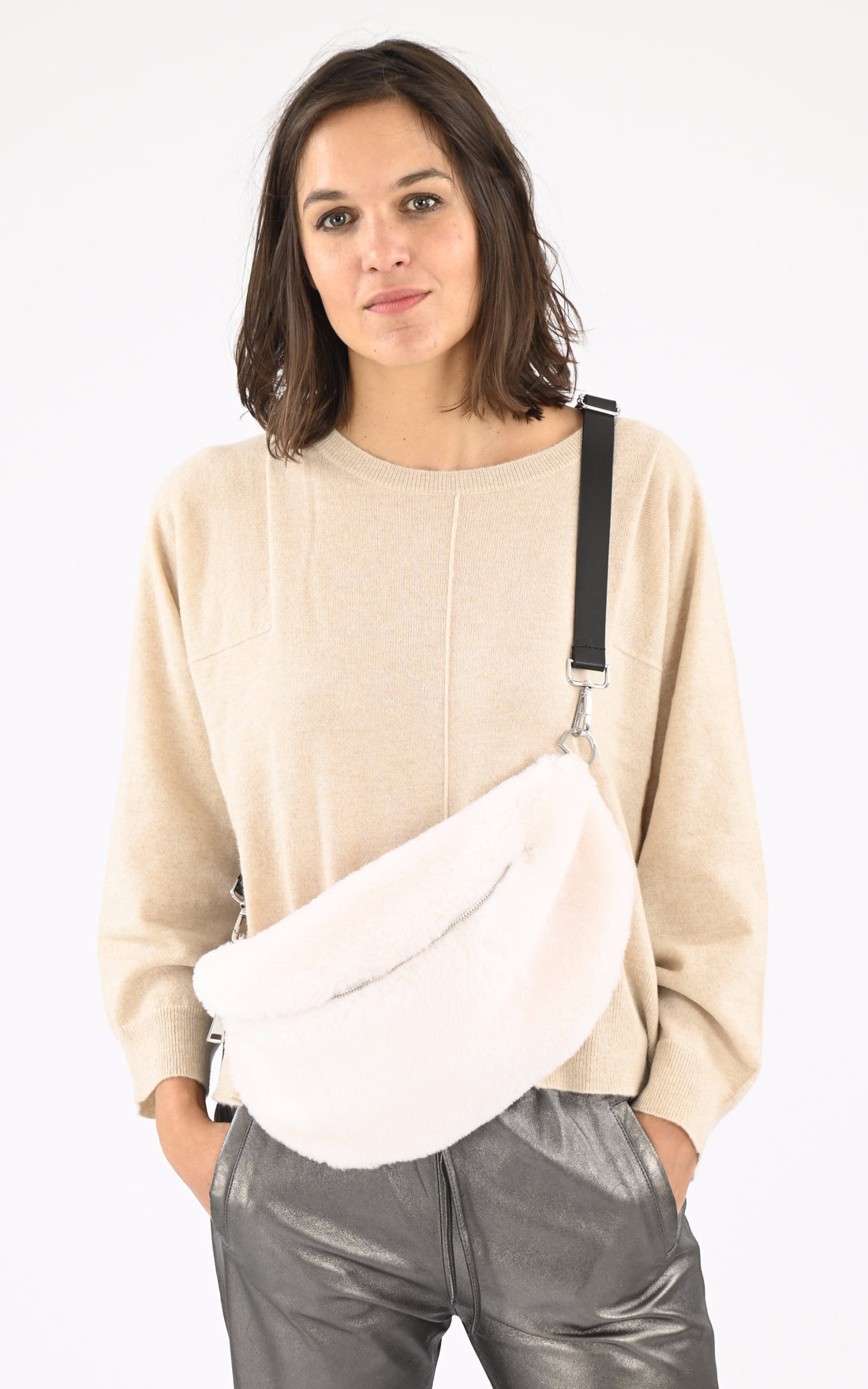A &quot;JODIE 64542&quot; Beige Oakwood banane Femme opened photo