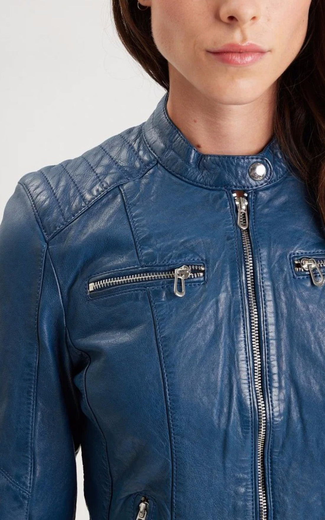 A &quot;JOLYA 102581&quot; Bleu Rose Garden Blouson Femme opened photo