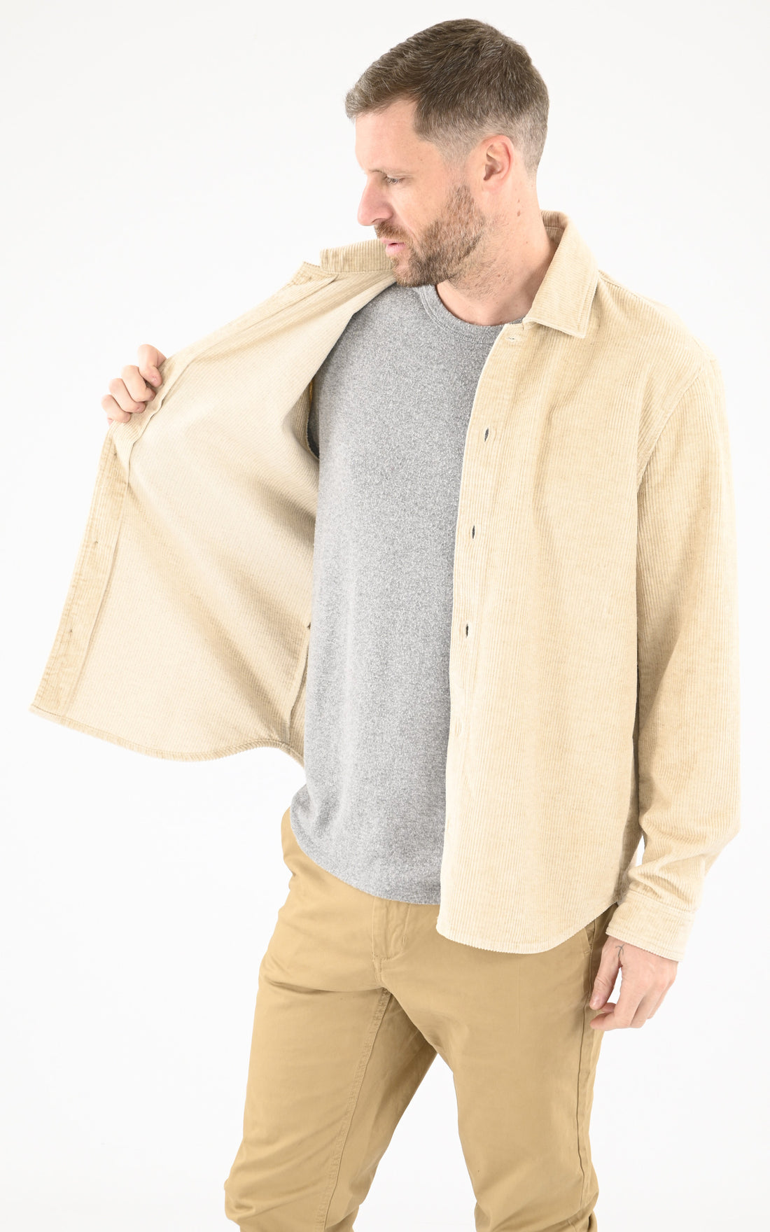 A &quot;GASTON C038TIU98&quot; Ecru Maison Standards Chemise Homme opened photo