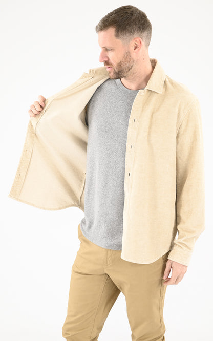 A &quot;GASTON C038TIU98&quot; Ecru Maison Standards Chemise Homme interior photo
