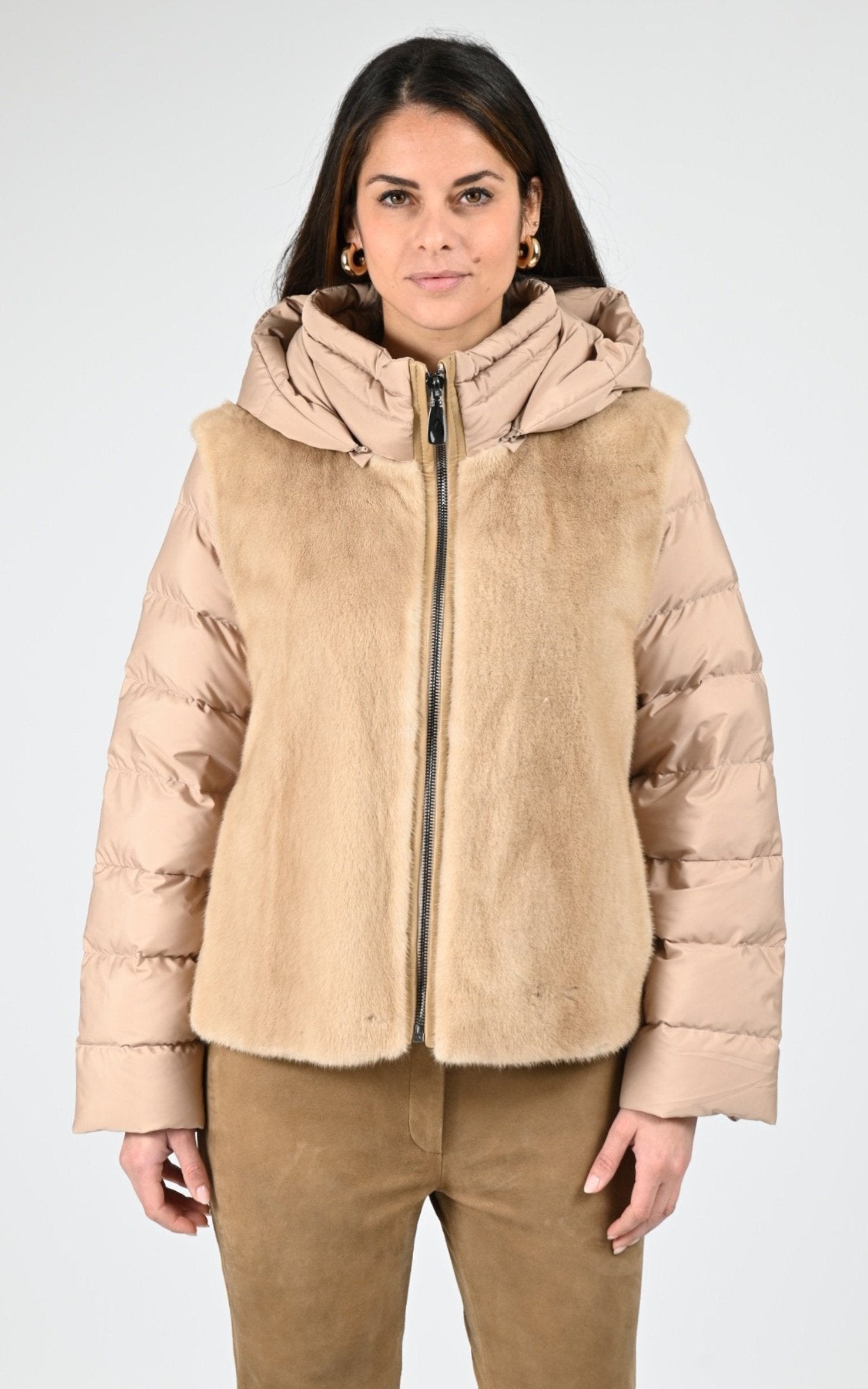 Veste Fourrure Femme Simmagini, modèle 7914 de couleur palomino 1