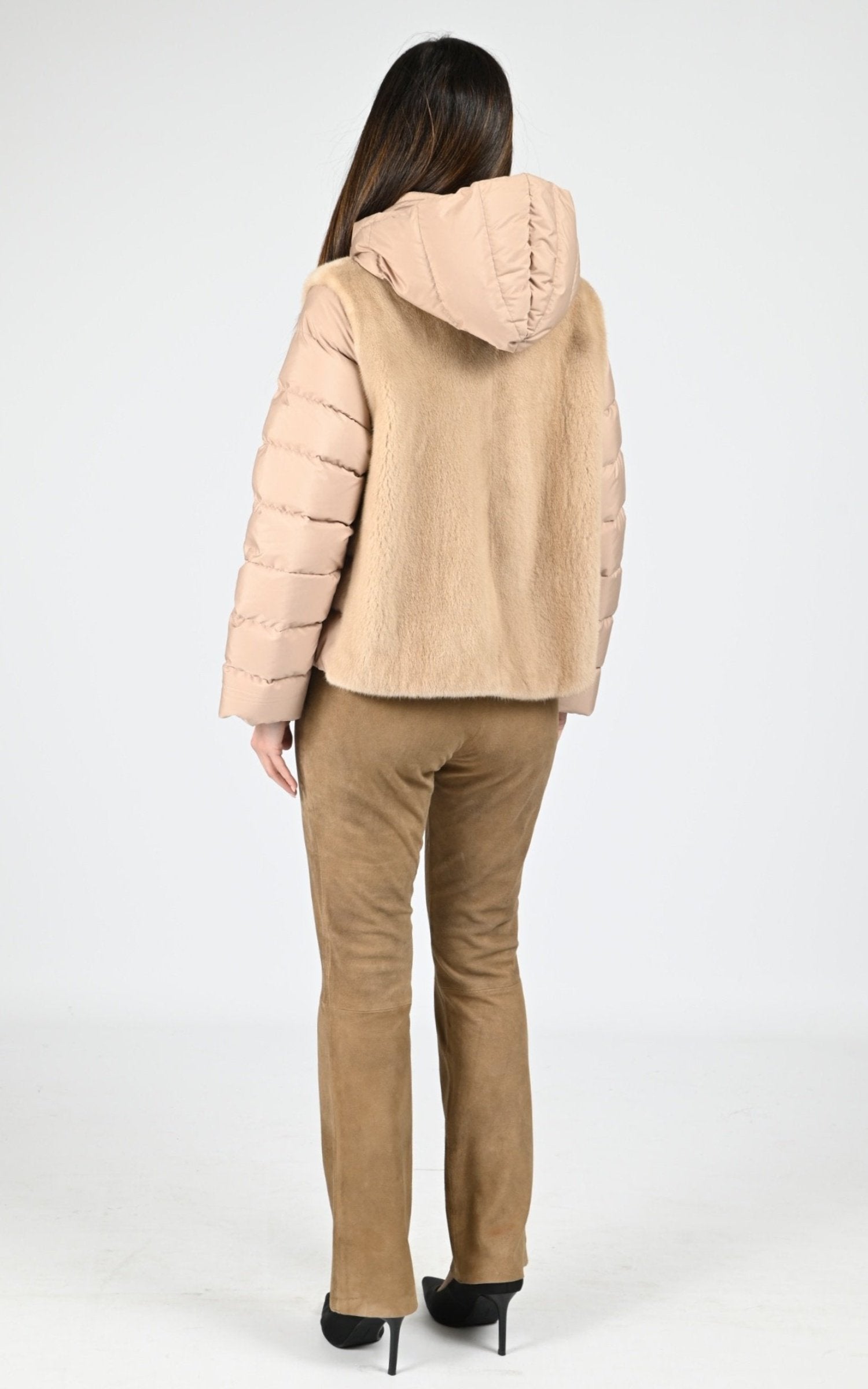 Veste Fourrure Femme Simmagini, modèle 7914 de couleur palomino 4