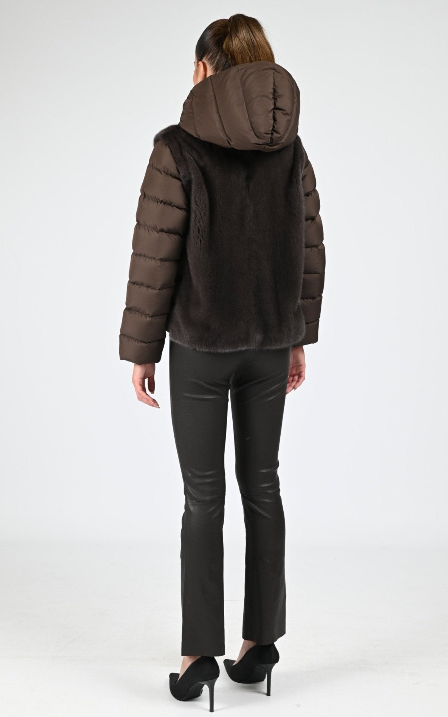 Veste Fourrure Femme Simmagini, modèle 7914 de couleur dyed coffee 4