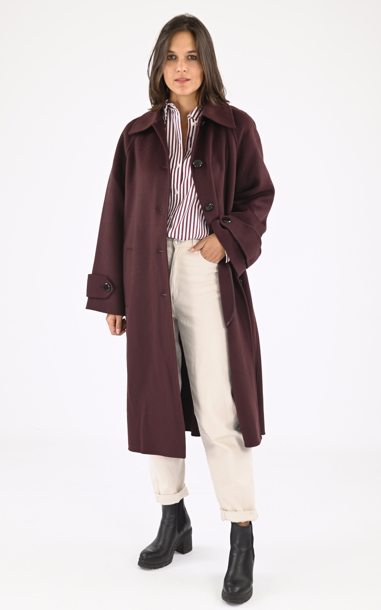 A &quot;MARLY&quot; Prune Tara Jarmon Manteau Femme opened photo