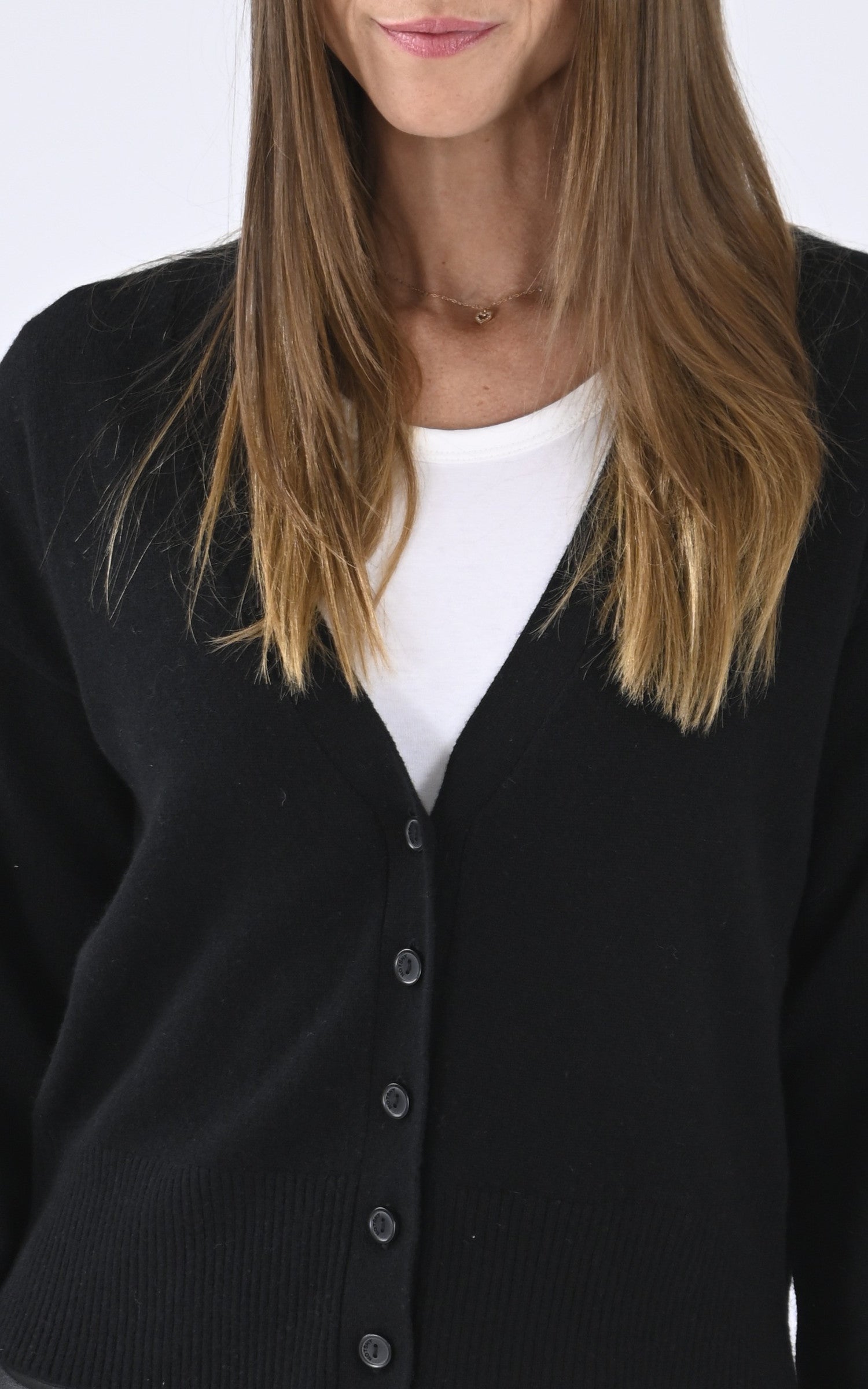 A &quot;SONORI 4401012&quot; Noir Notshy cardigan Femme details photo