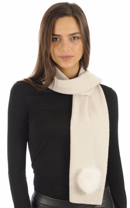 A &quot;540/10&quot; Blanc Cassé Lea Clement Echarpe Femme closed photo