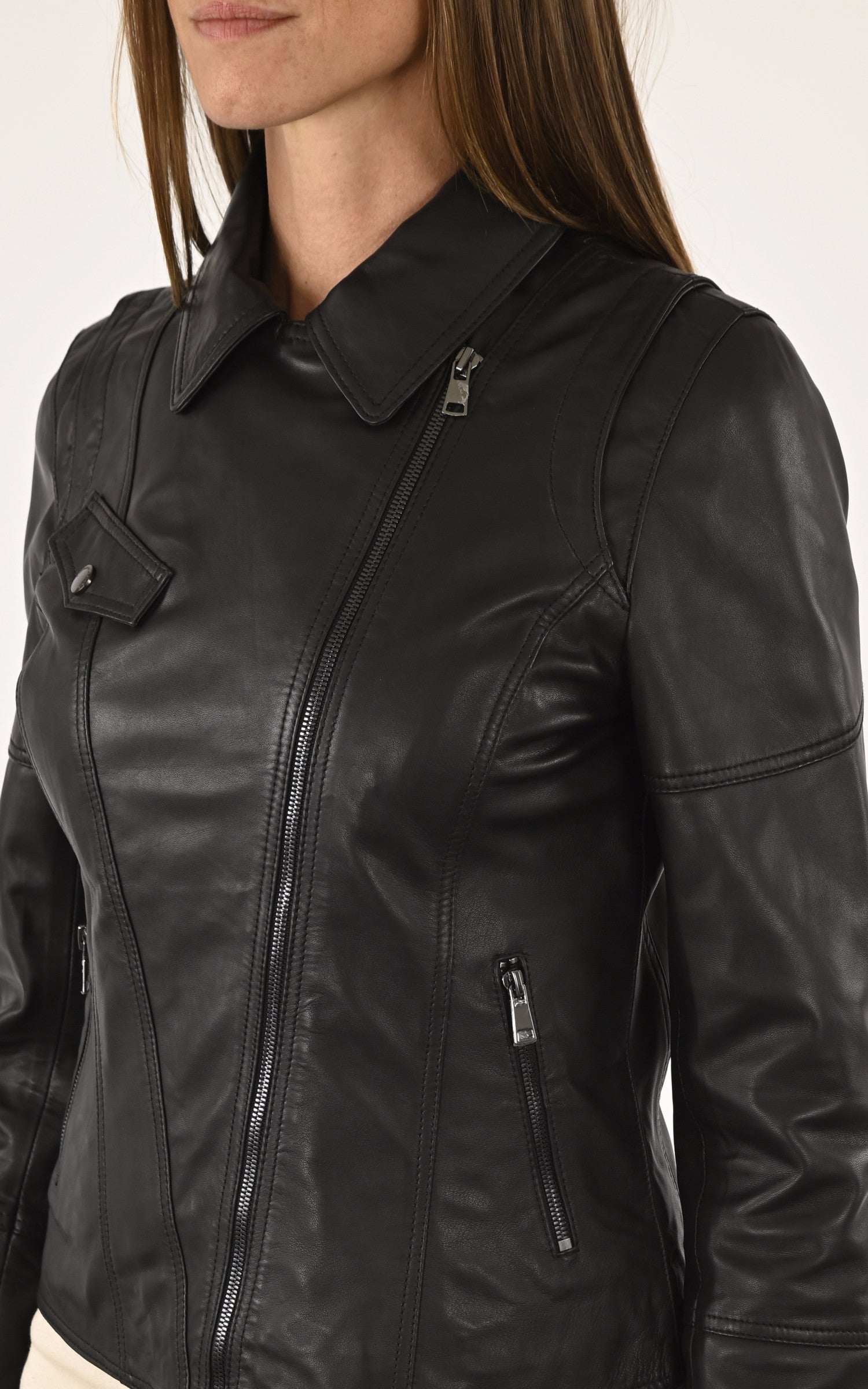 A &quot;LOVELY&quot; Noir Giorgio &amp; Mario Blouson Femme details photo