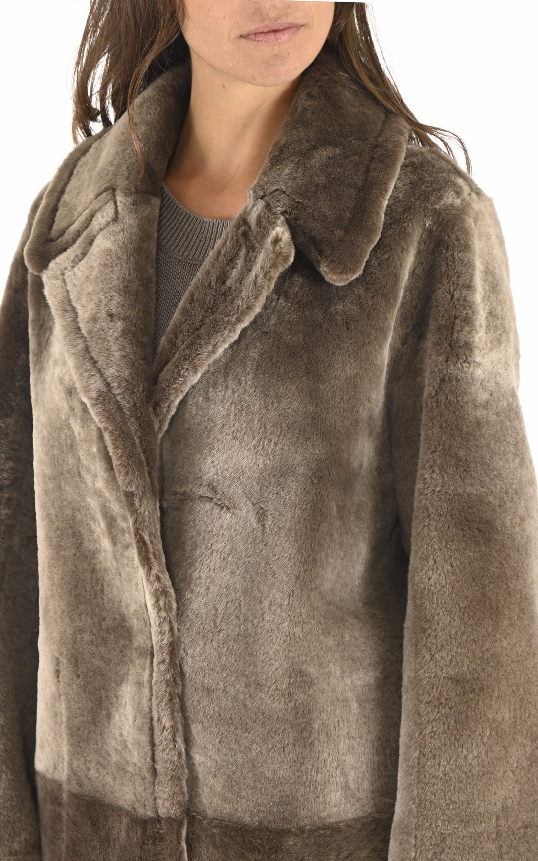 A &quot;BIANCA CANA&quot; Taupe La Canadienne Manteau Femme opened photo