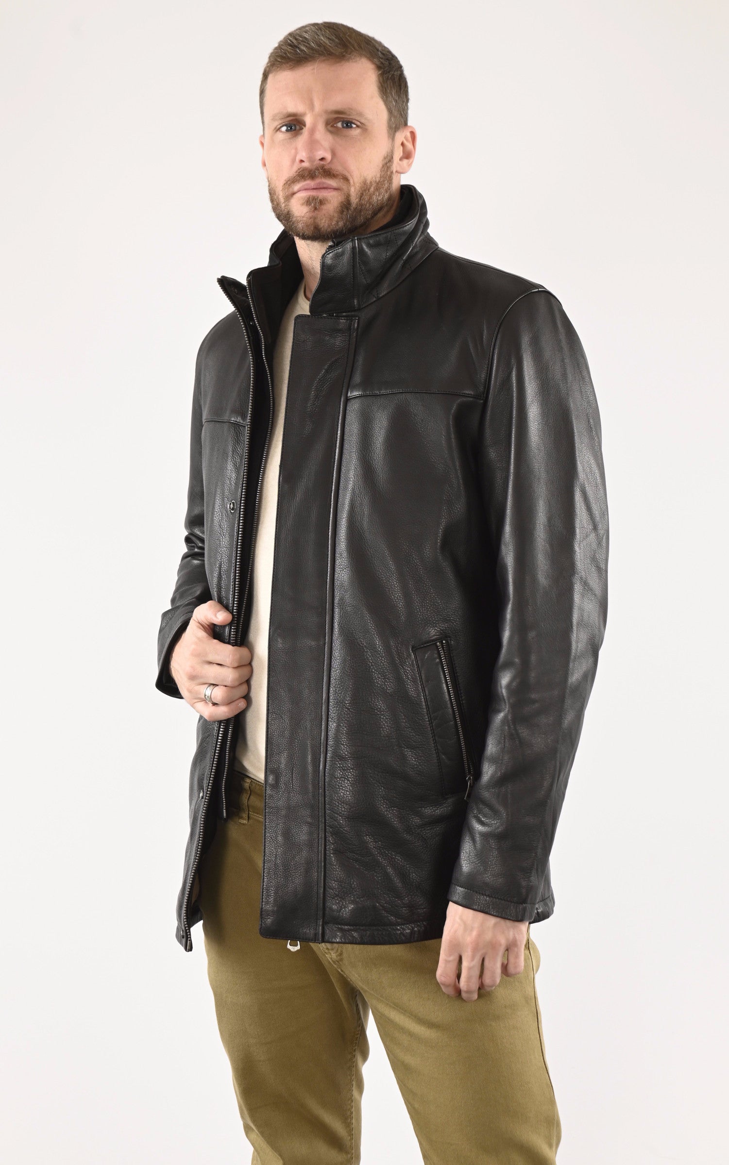 A &quot;MIKA&quot; Noir La Canadienne Blouson Homme closed photo