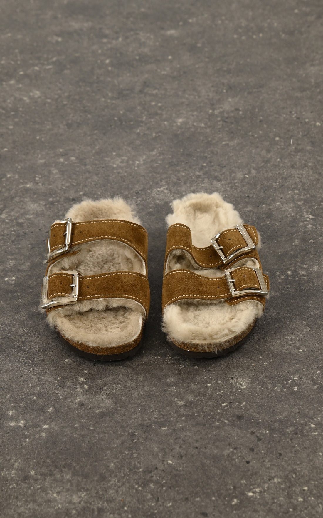 A &quot;11.33.09&quot; Marron La Canadienne sandales Mixte details photo