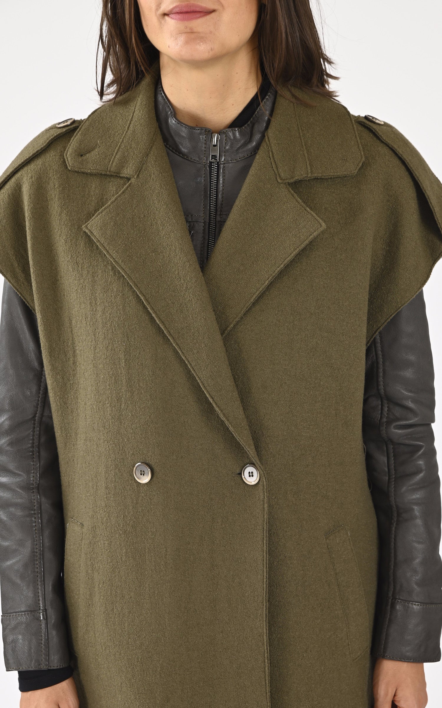 A &quot;DONIA 64818&quot; Vert Oakwood Manteau Femme details photo