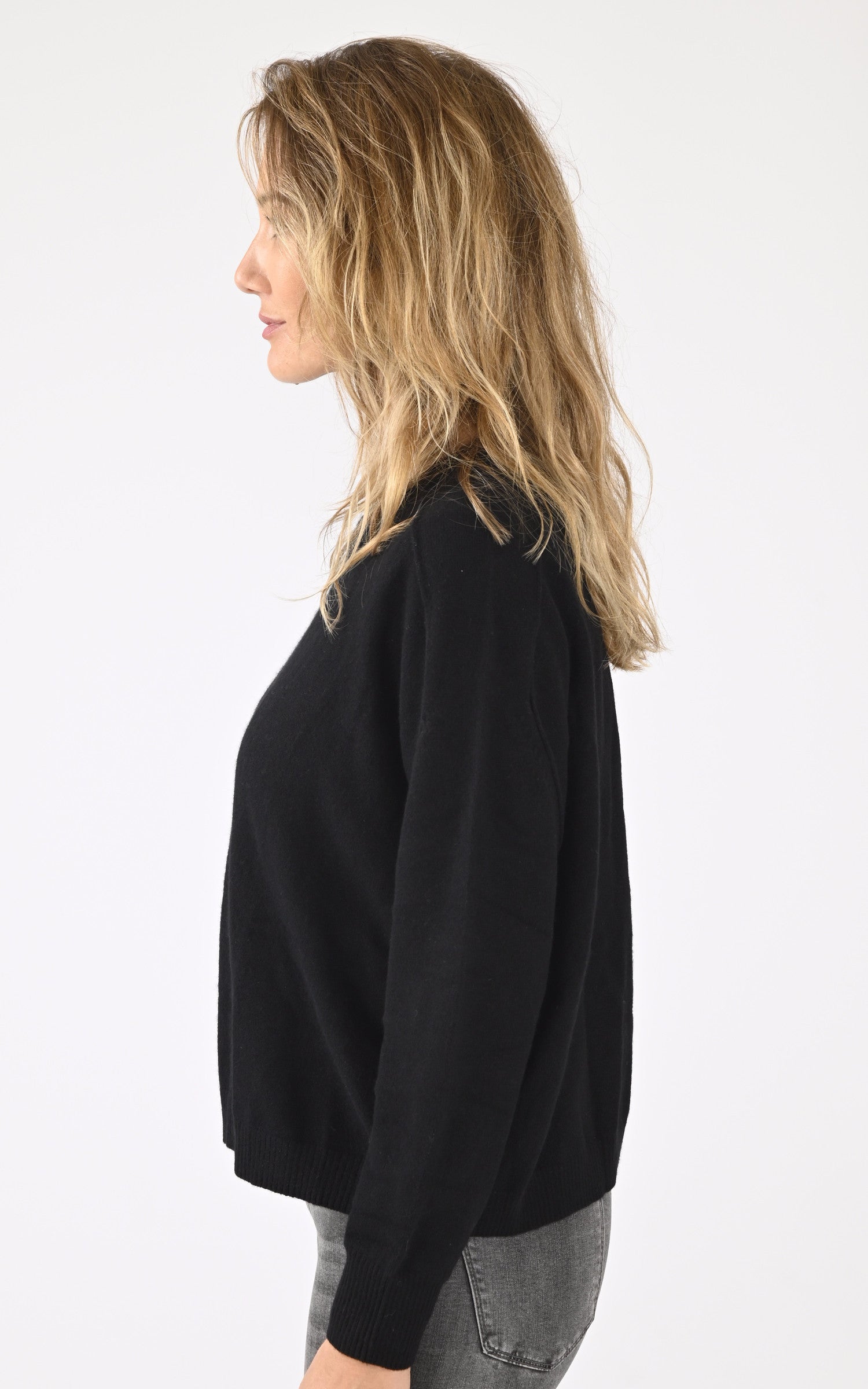 A &quot;GASTON 4501044C&quot; Noir Notshy Pull Femme details photo