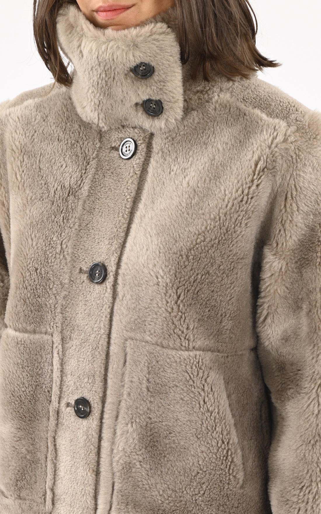 A &quot;ASSIETTA 64883&quot; Taupe Oakwood Veste Femme closed photo