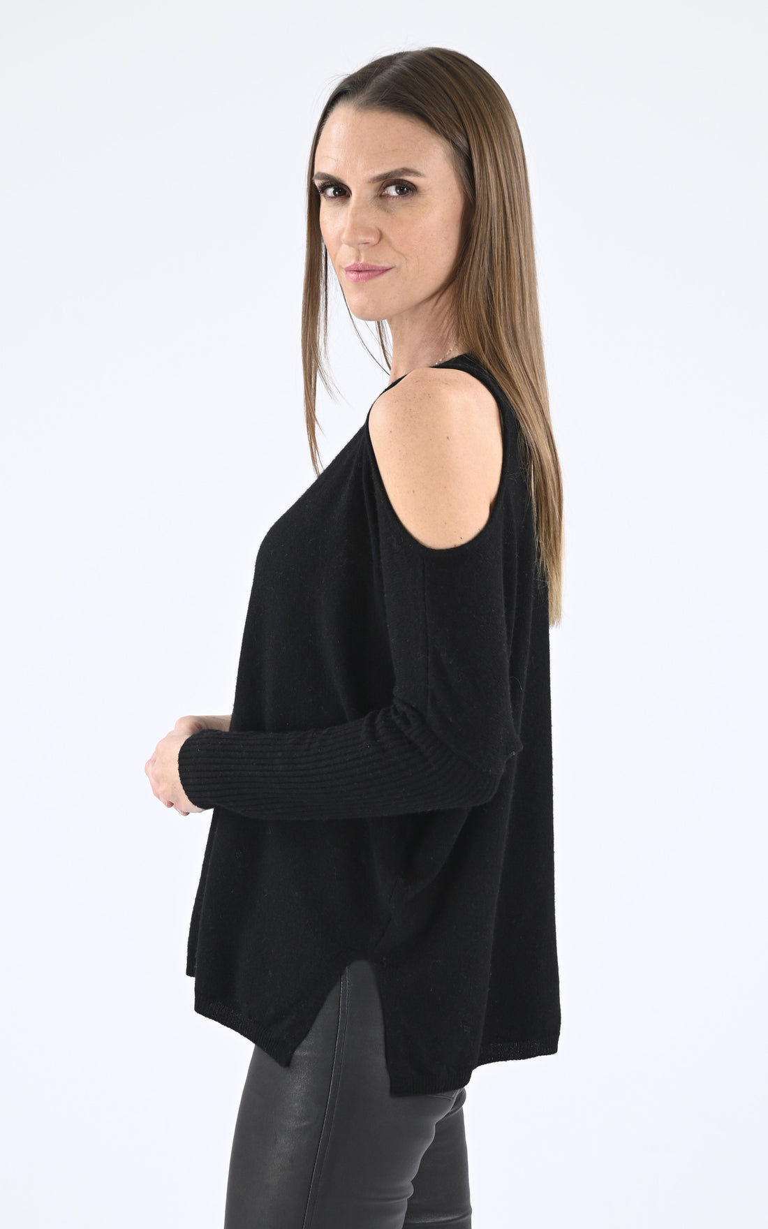 A &quot;TONIA 4404010&quot; Noir Notshy pull_poncho Femme opened photo