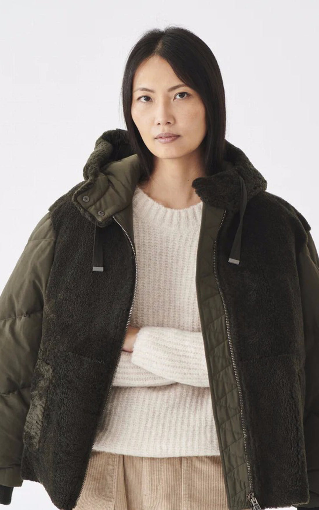 A &quot;33597&quot; Kaki Ventcouvert Veste Femme opened photo