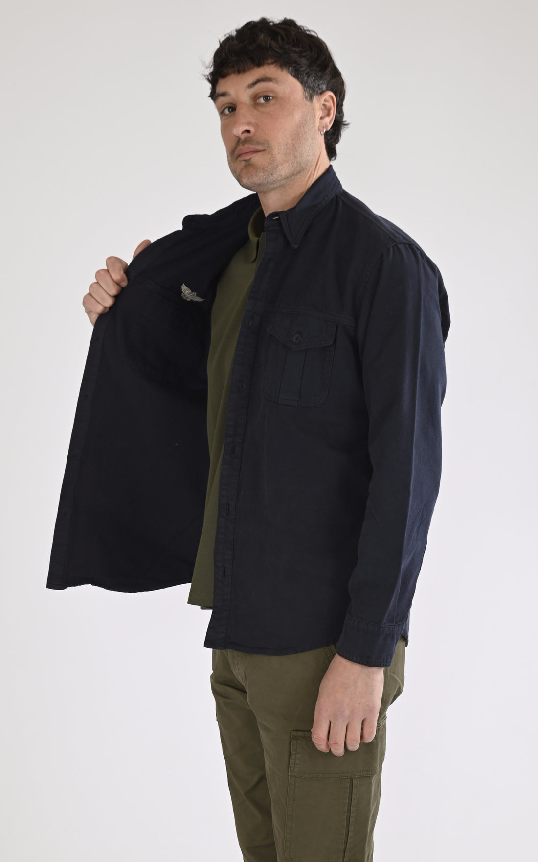 A &quot;KING AIR MN 103945&quot; Bleu Marine Marine Nationale Chemise Homme opened photo