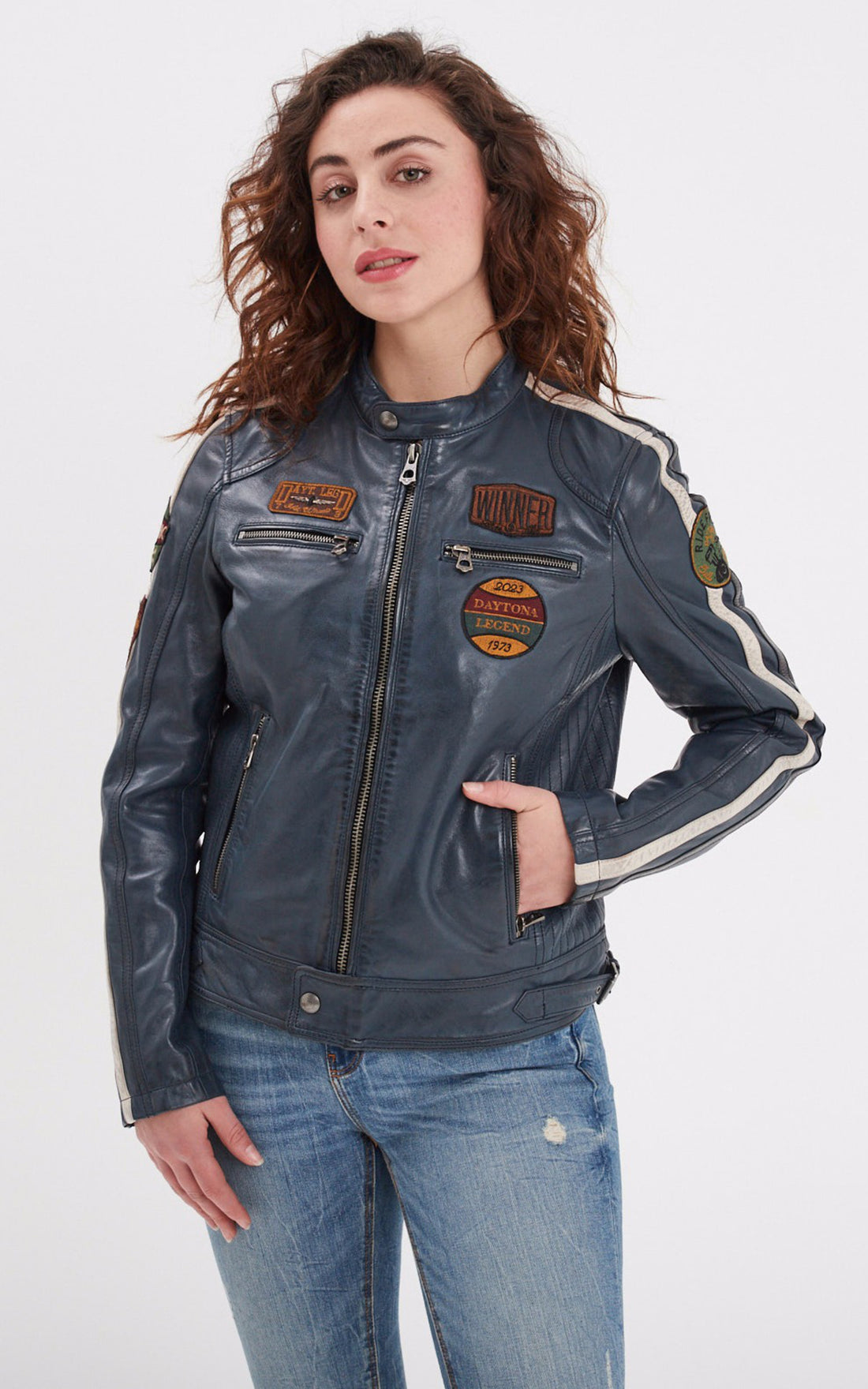 A &quot;WARTBUGY 103546&quot; Bleu Rose Garden Blouson Femme opened photo