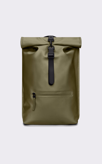 A &quot;13320 ROLLTOP RUCKSACK&quot; Kaki Rains Sac Mixte opened photo