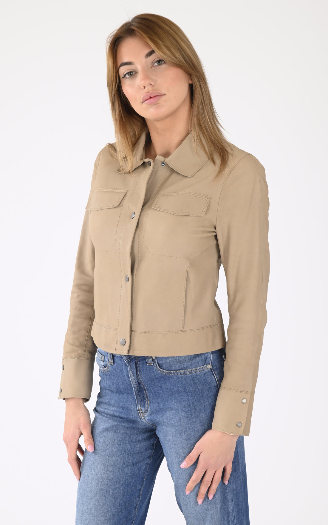 A &quot;RUBY 65029&quot; Beige Oakwood Veste Femme opened photo
