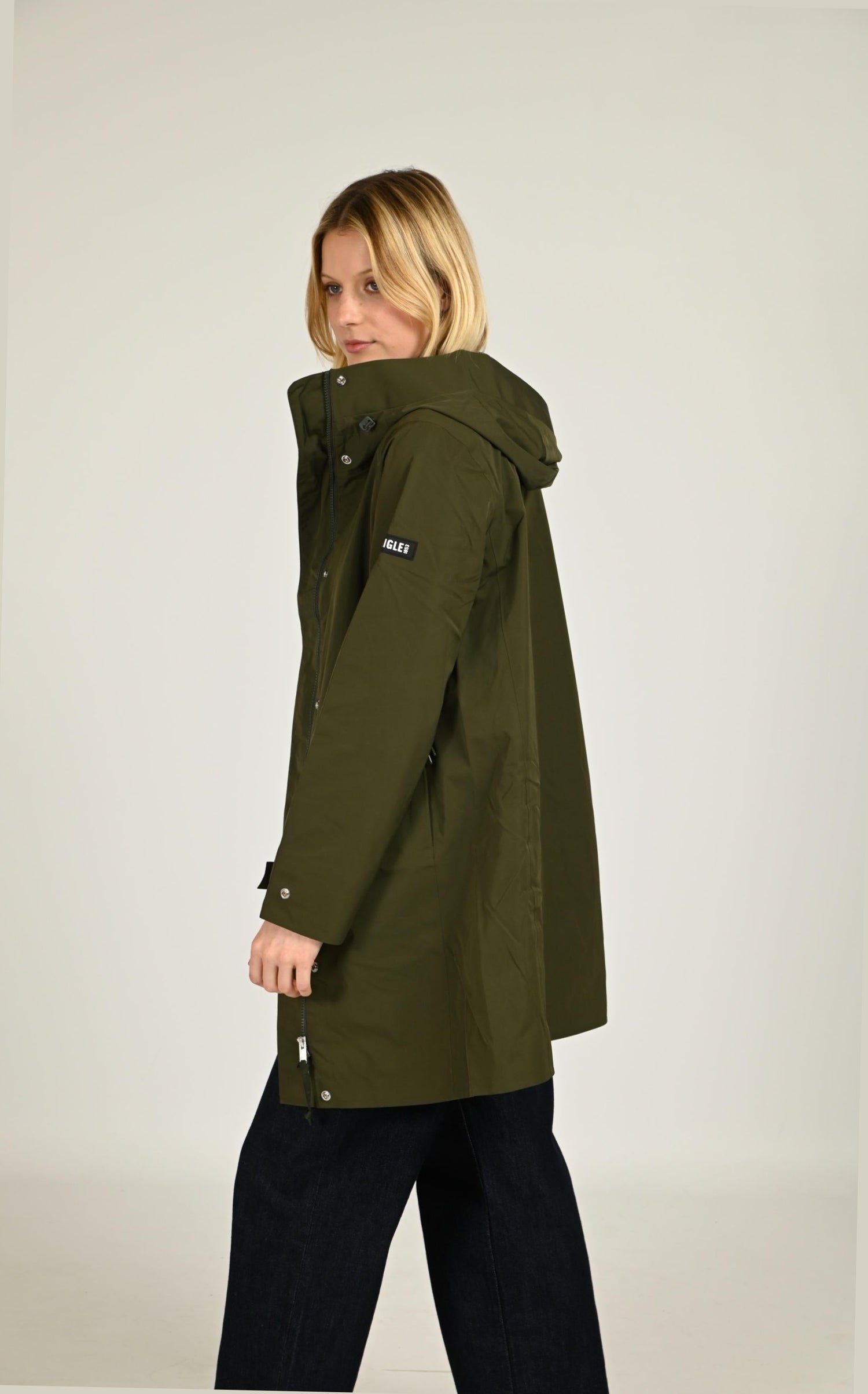 AIS23WOUT007 050003 3