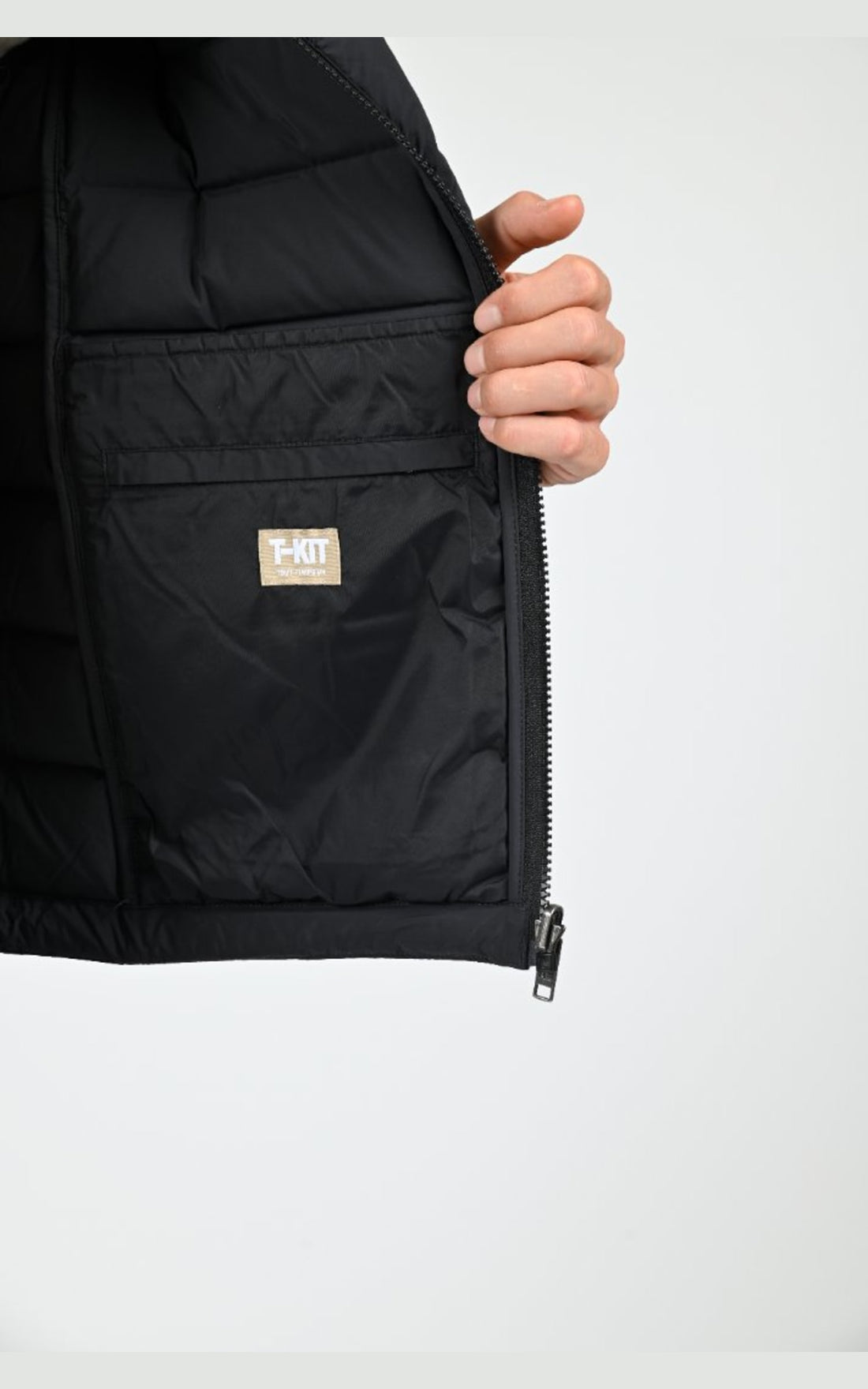 Gil doudoune Textile Homme Aigle, modèle Aiw24moui015 de couleur noir