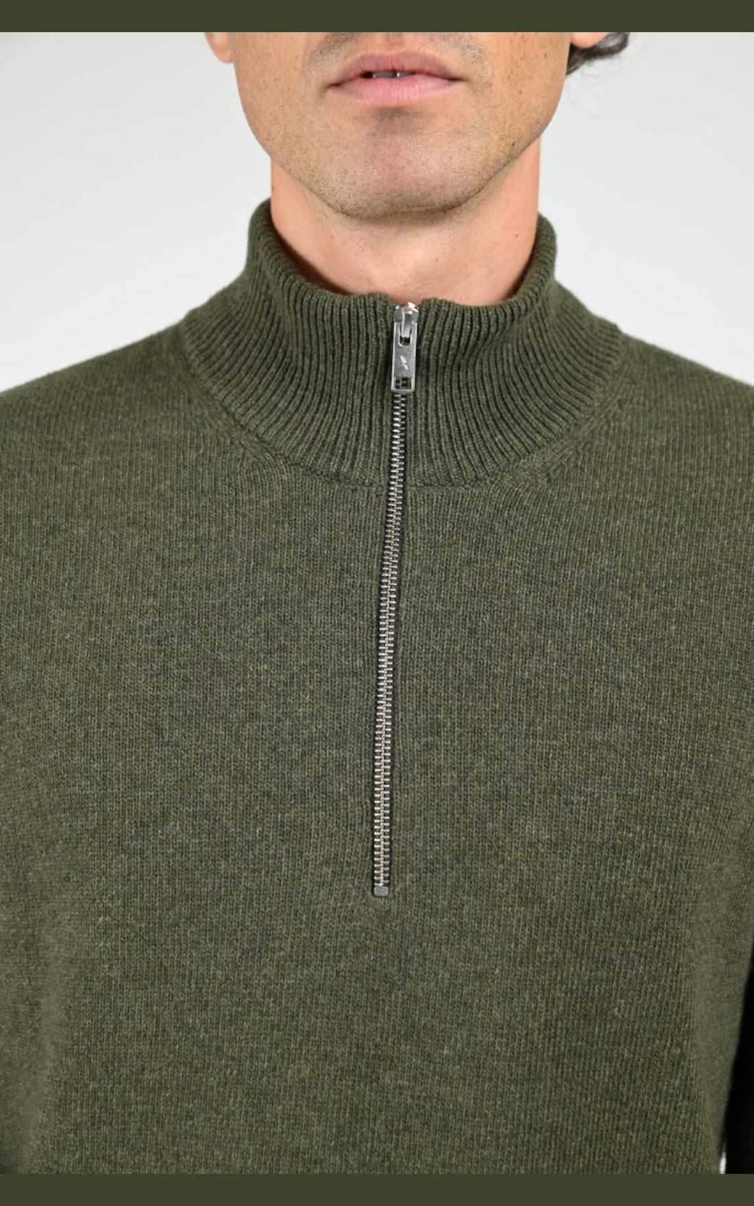 Pull Textile Homme Aigle, modèle Aiw25mkni001 de couleur kaki