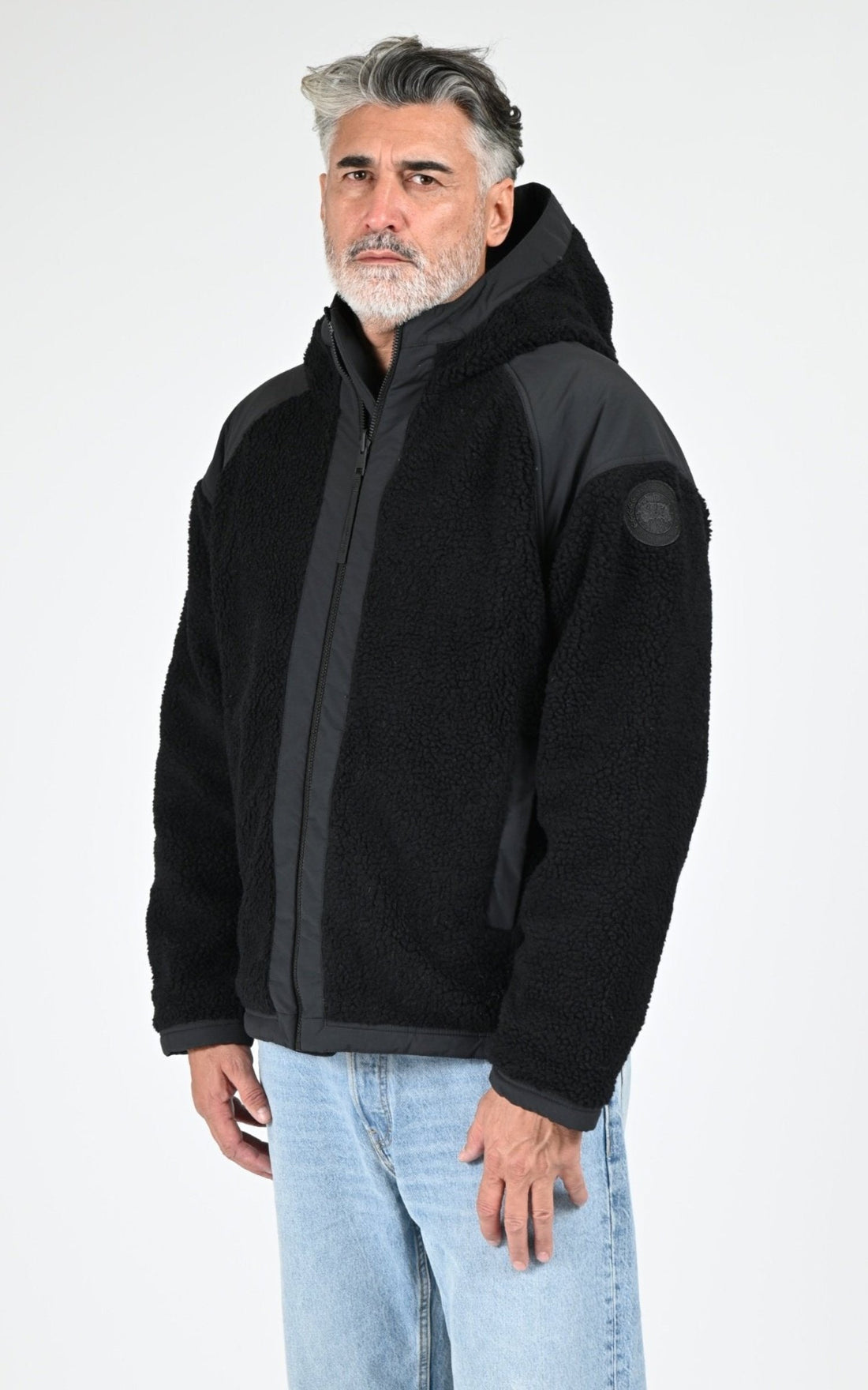 Veste Textile Homme Canada Goose, modèle Alberni rev fleece 7067m de couleur black/black 381
