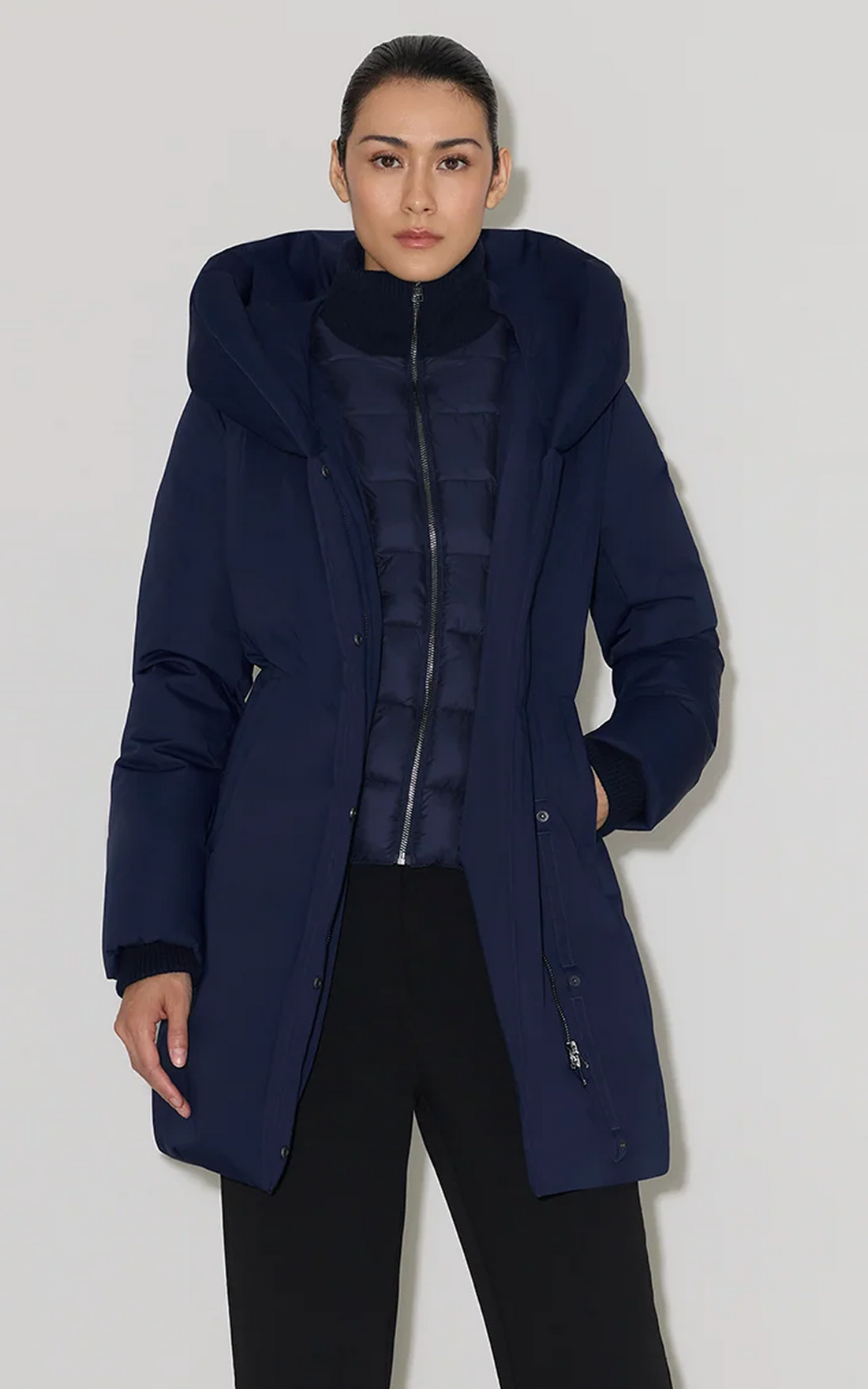 Doudoune en duvet Camelia-U bleu marine