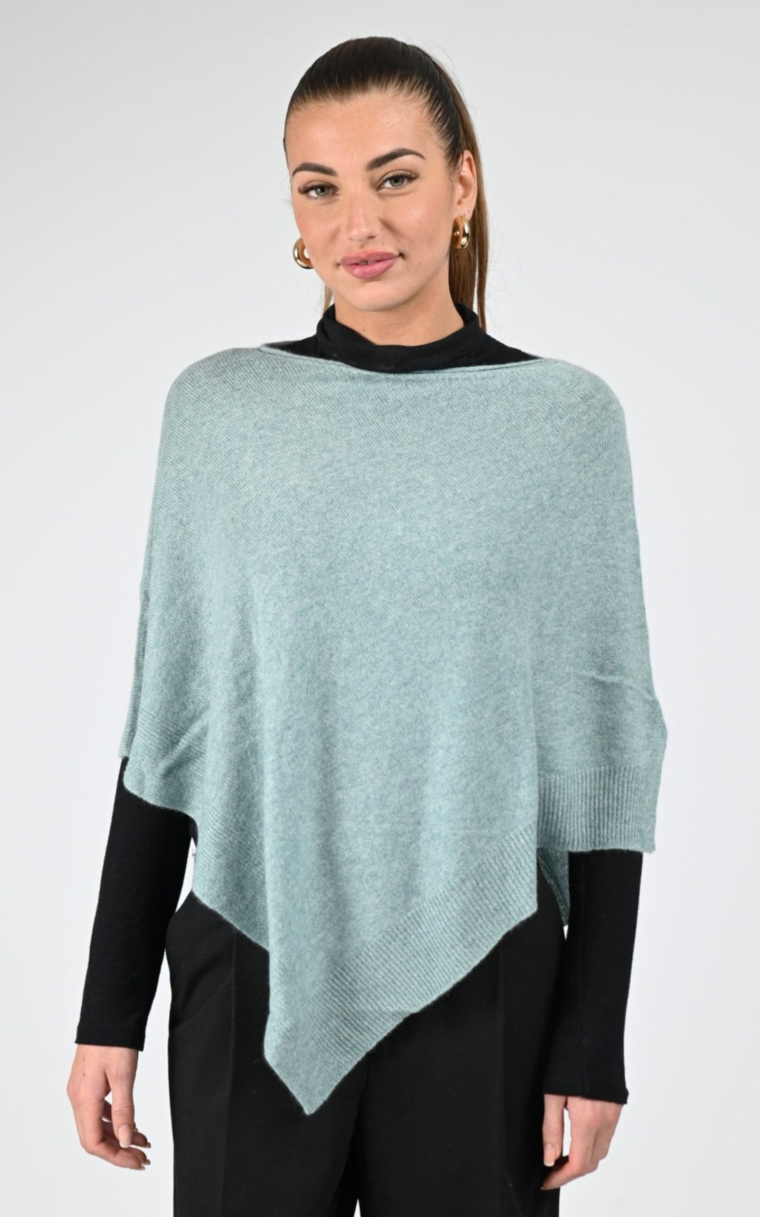 Cape Textile Femme Notshy, modèle Auguste 4702042c de couleur aquamarine