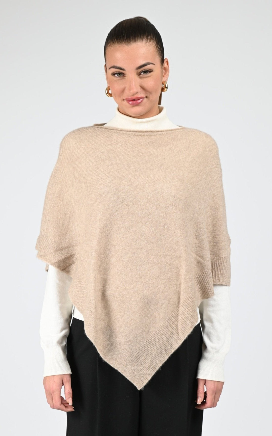 Cape Textile Femme Notshy, modèle Auguste 4702042c de couleur sandstone