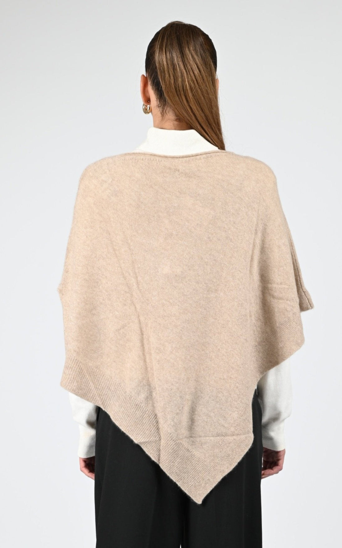 Cape Textile Femme Notshy, modèle Auguste 4702042c de couleur sandstone