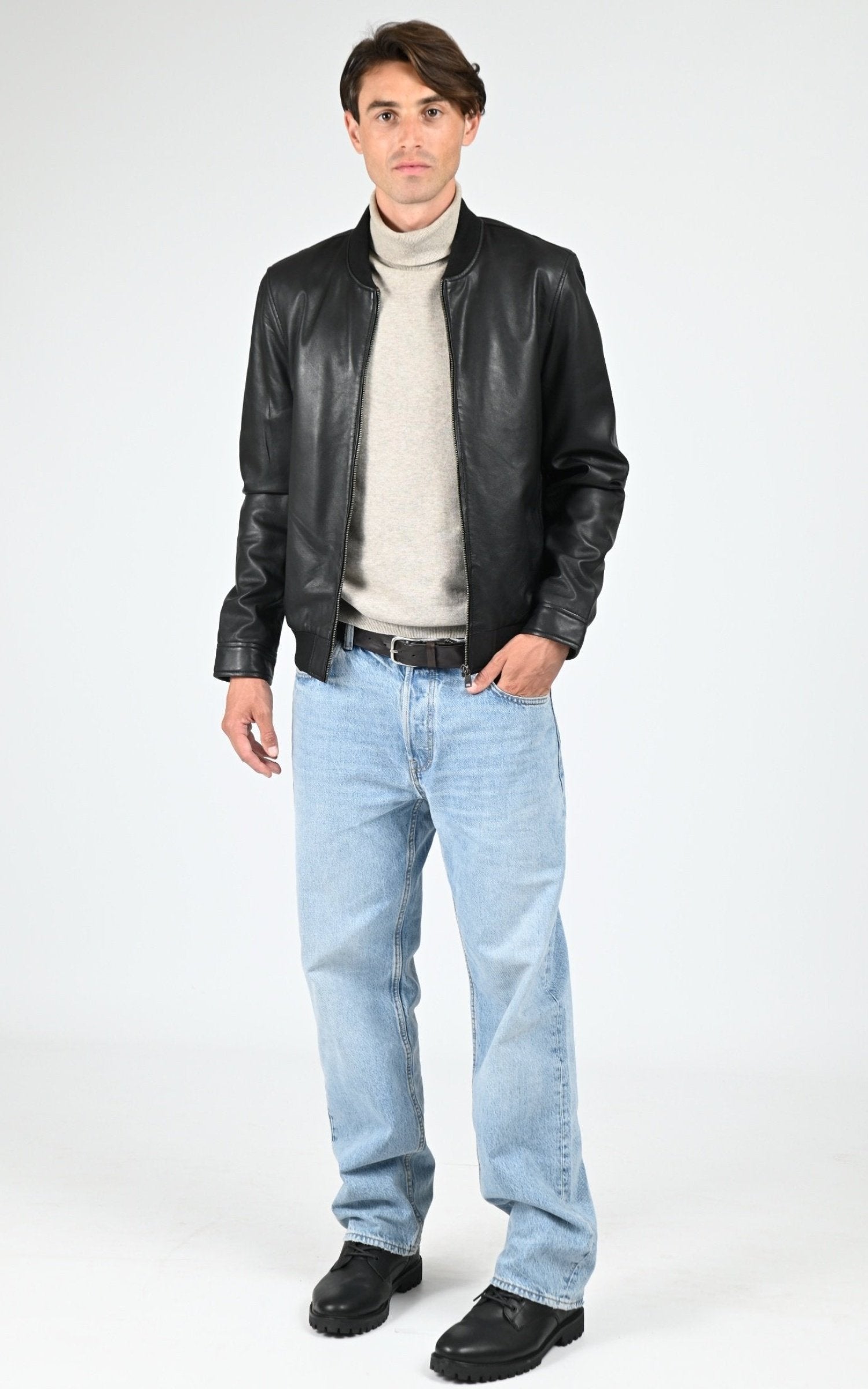 Blouson Cuir Homme La Canadienne, modèle Ben de couleur noir 2