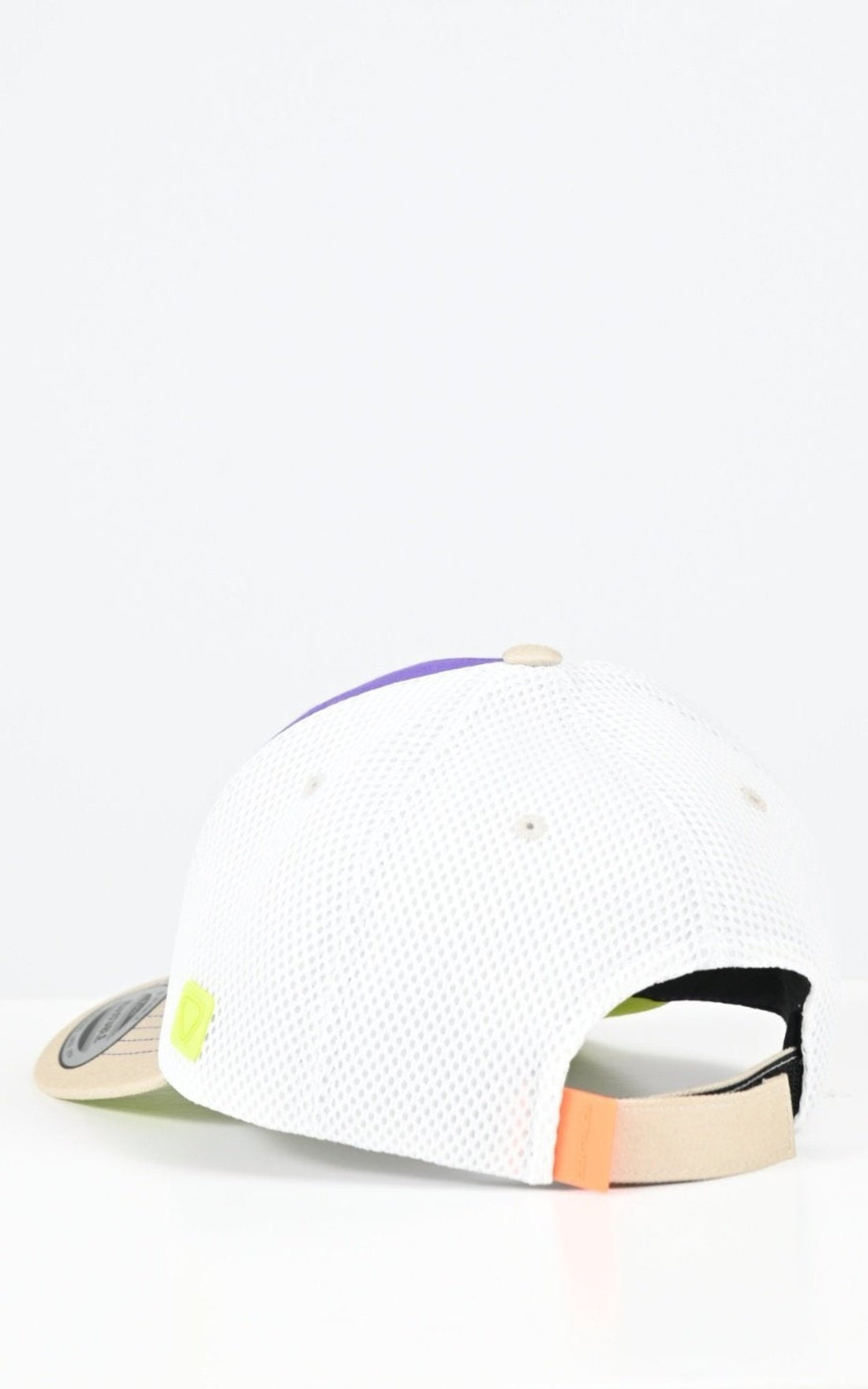 Casquette Textile Mixte Gertrude, modèle Billy 2 tones de couleur pensee / daim