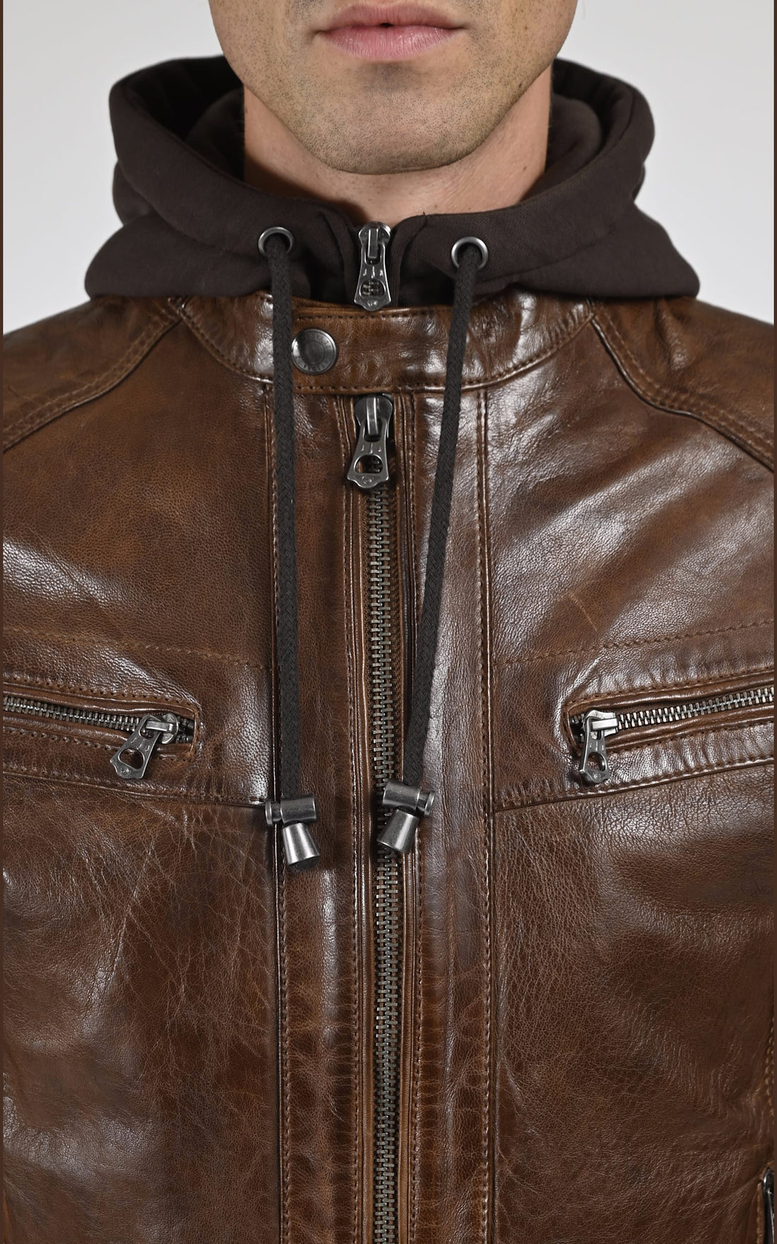 Blouson Cuir Homme Daytona 73, modèle Bishop hood 101126 de couleur marron