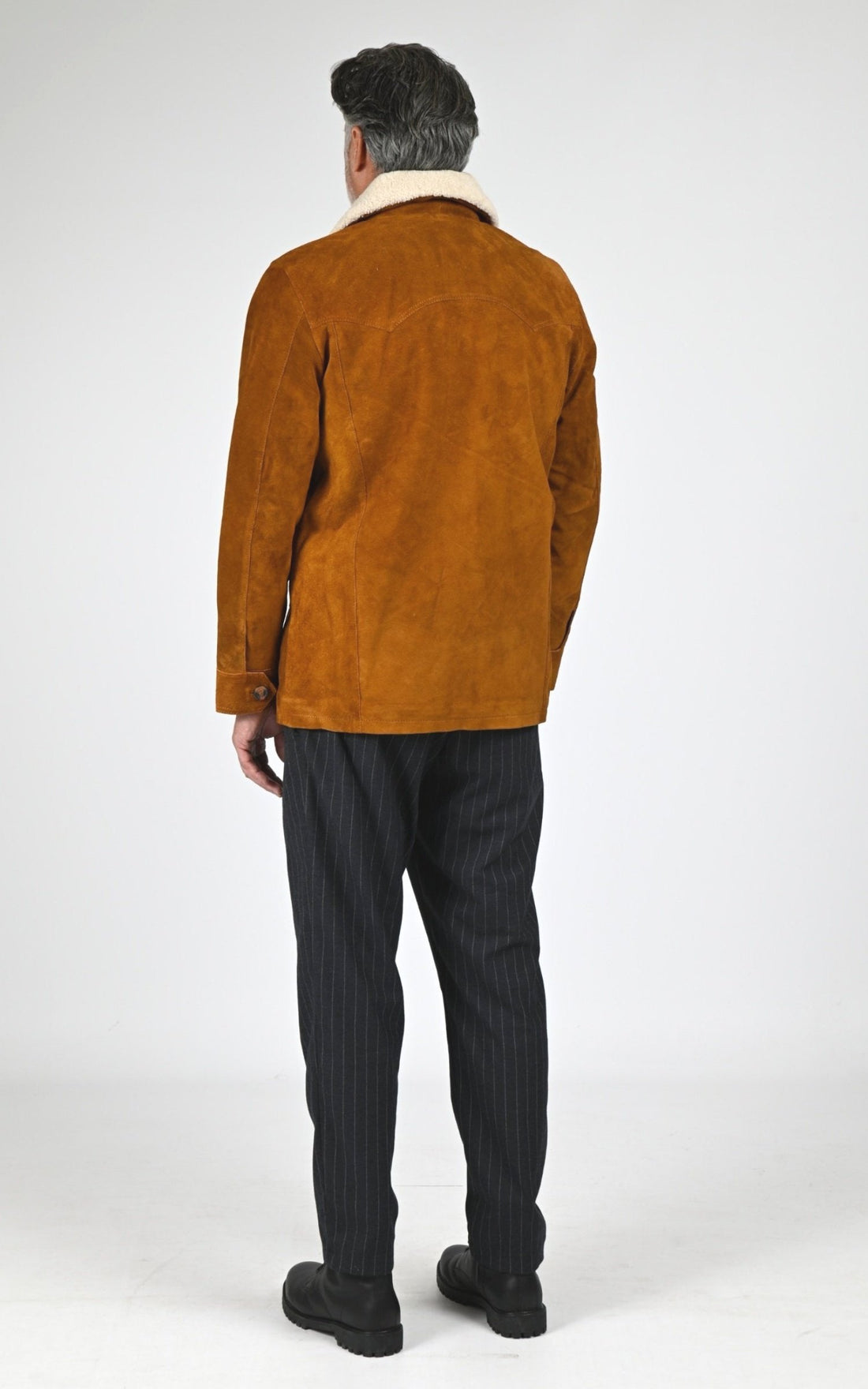 Veste Daim Homme Iron And Resin, modèle Caravan 103682 de couleur cognac