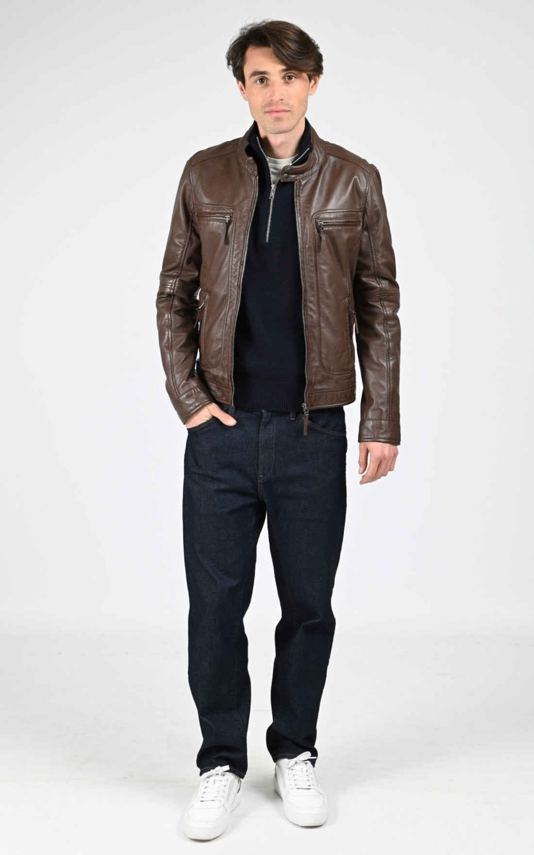 Blouson Cuir Homme Oakwood, modèle Casey 60901 de couleur marron