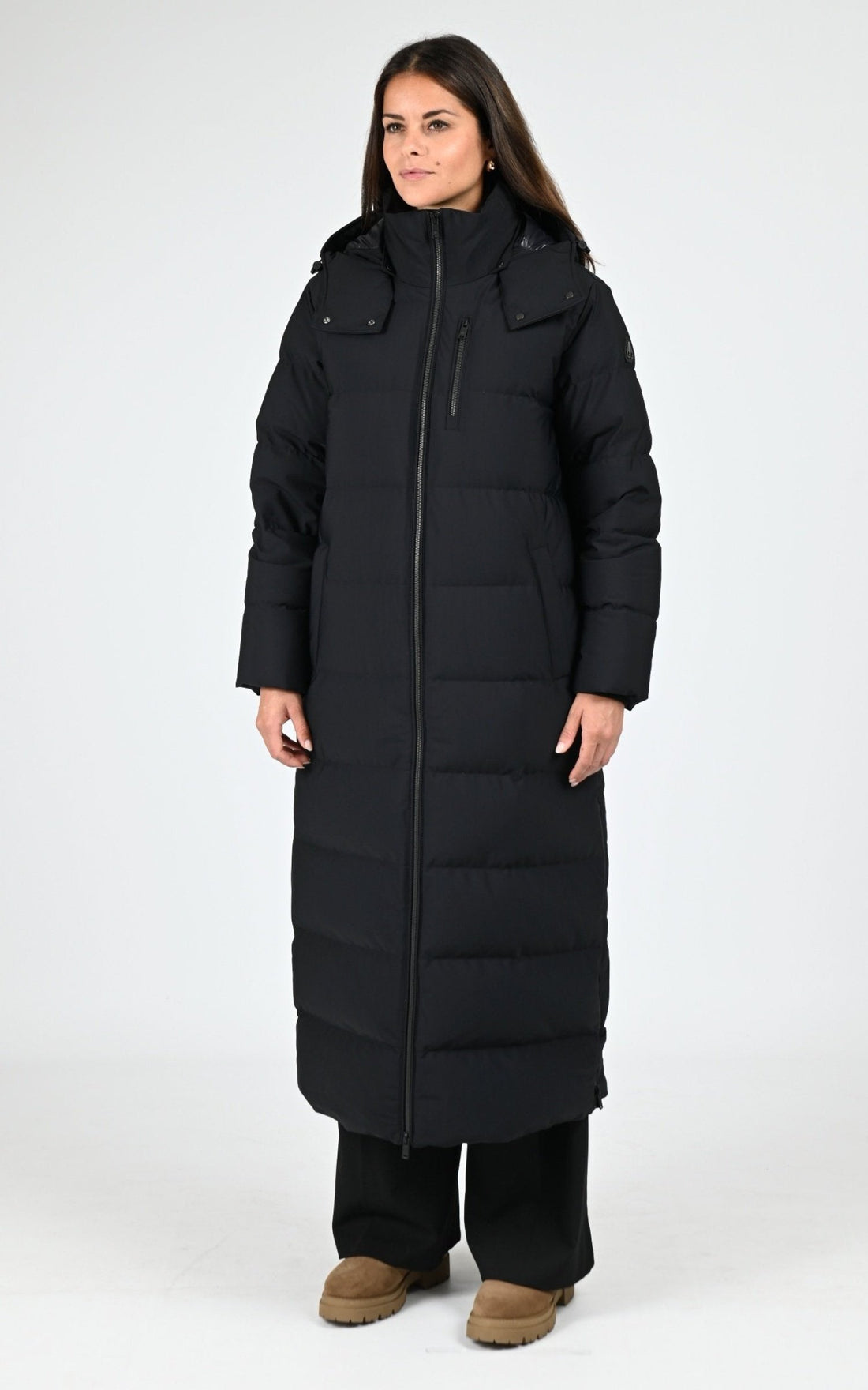 3/4 doudoune Textile Femme Moose Knuckles, modèle Chelia 3q m35lp280s de couleur black blk sh 305