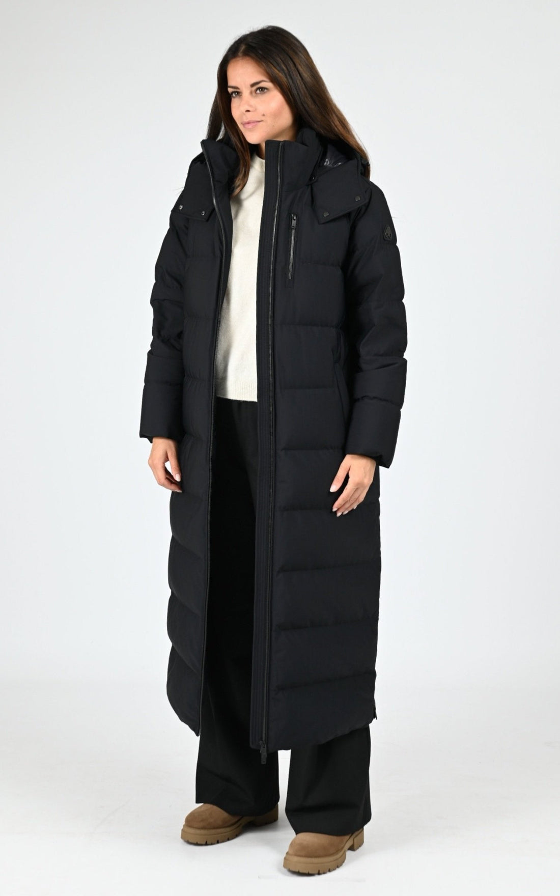 3/4 doudoune Textile Femme Moose Knuckles, modèle Chelia 3q m35lp280s de couleur black blk sh 305