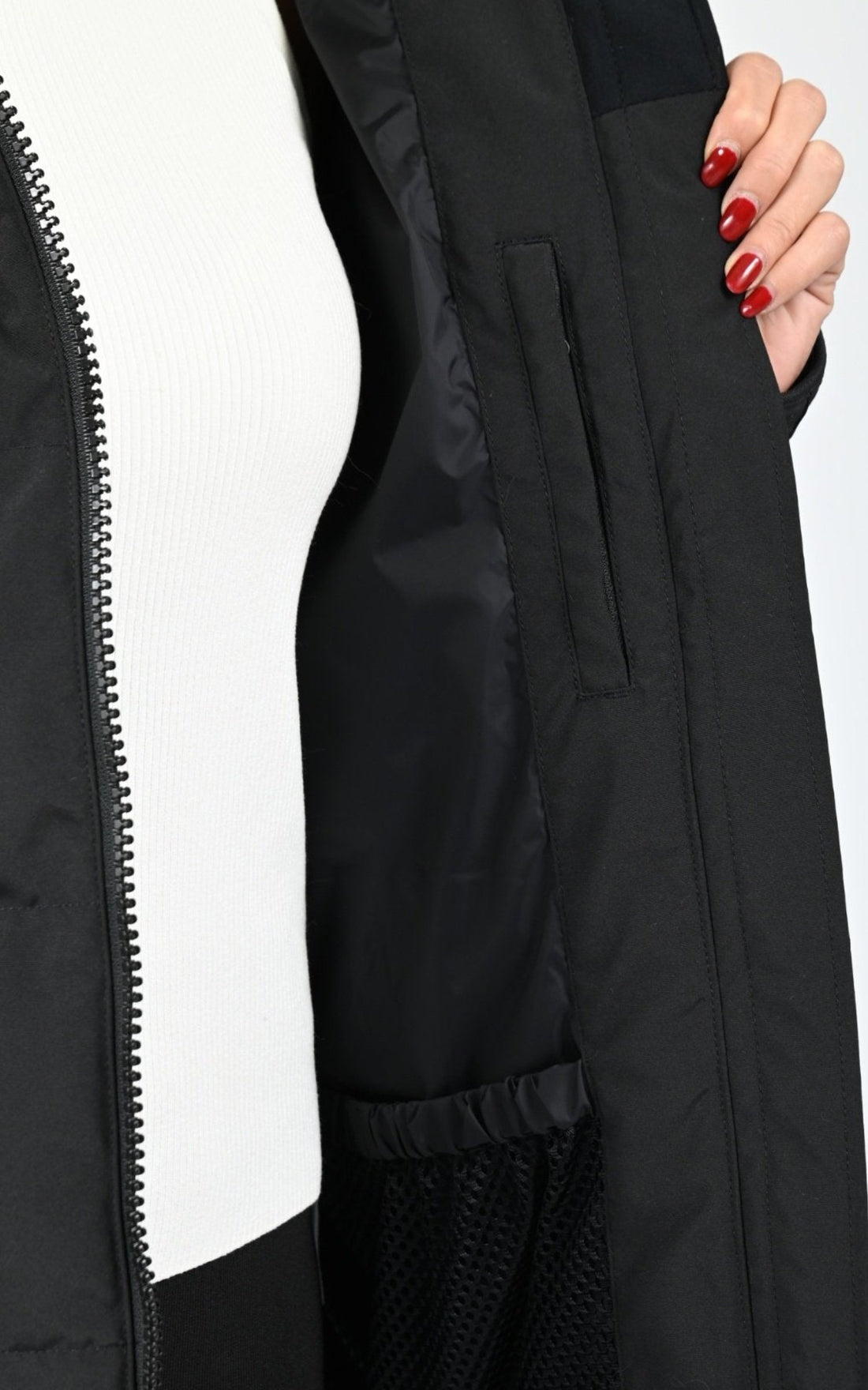 3/4 doudoune Textile Femme Canada Goose, modèle Chelsea 3804wb black label de couleur black 61