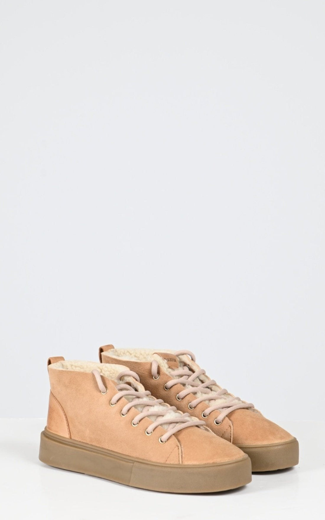 Baskets Cuir Femme Blackstone, modèle Cl258 de couleur biscuit