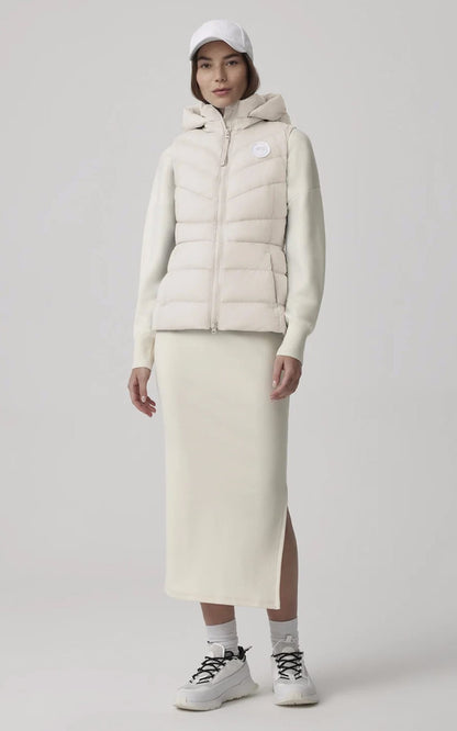 Gilet Textile Femme Canada goose, modèle Clair vest 2333ww de couleur blanc