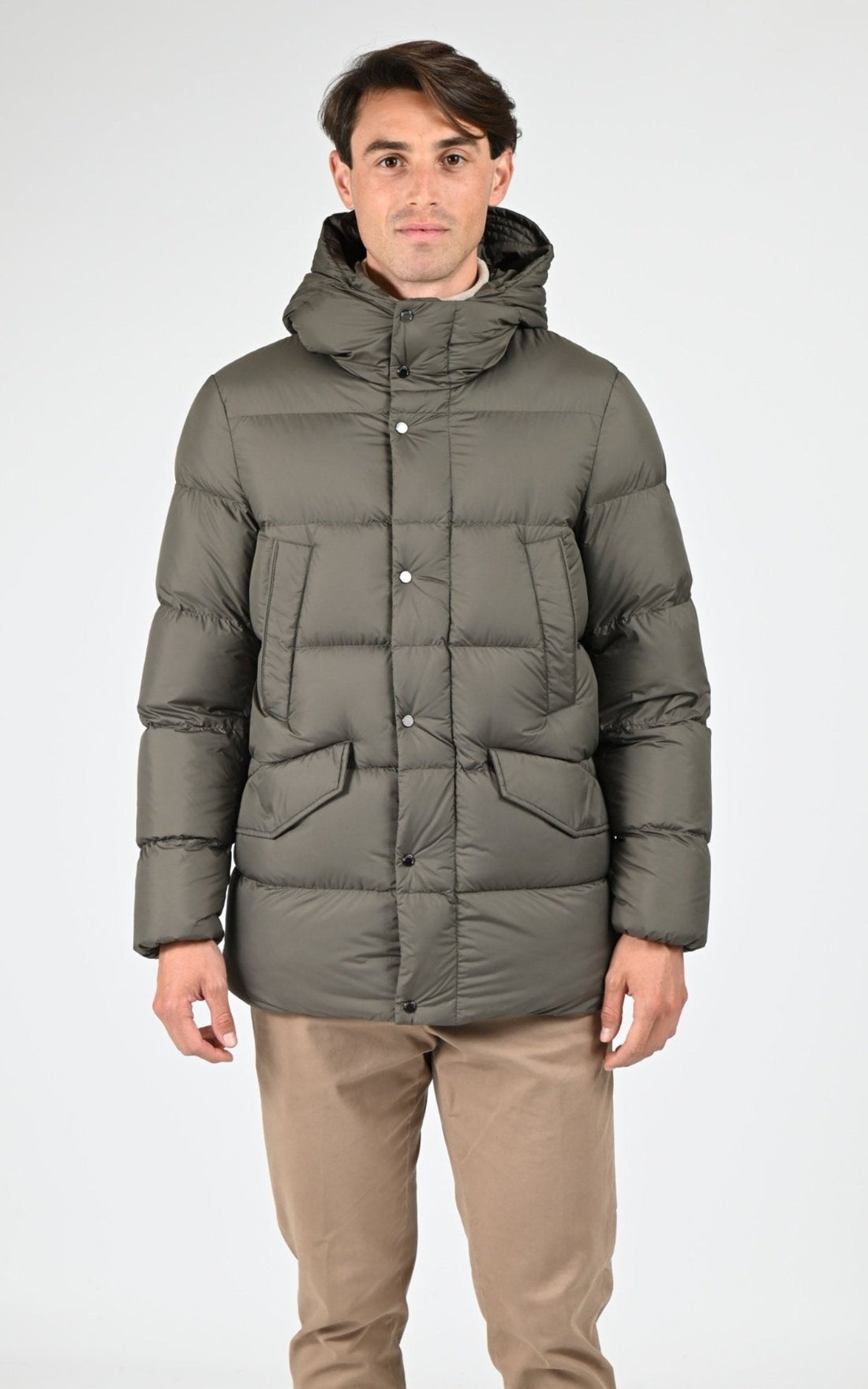 Ves  doudoune Textile Homme Woolrich, modèle Cloud davis ou2087 de couleur dark green