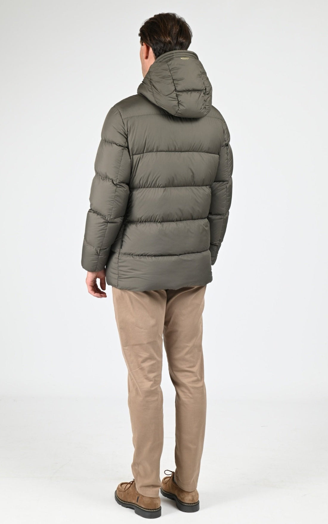 Ves  doudoune Textile Homme Woolrich, modèle Cloud davis ou2087 de couleur dark green