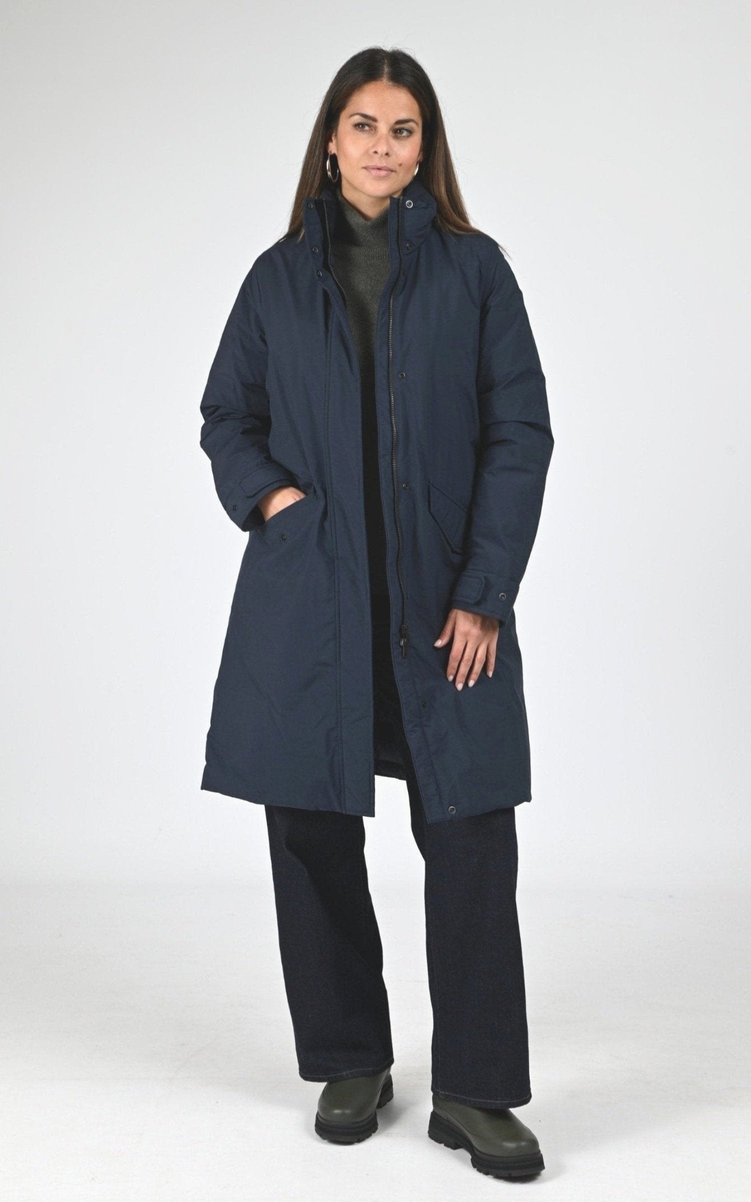 3/4 doudoune Textile Femme Woolrich, modèle Cloud lily ou2112 de couleur melton blue