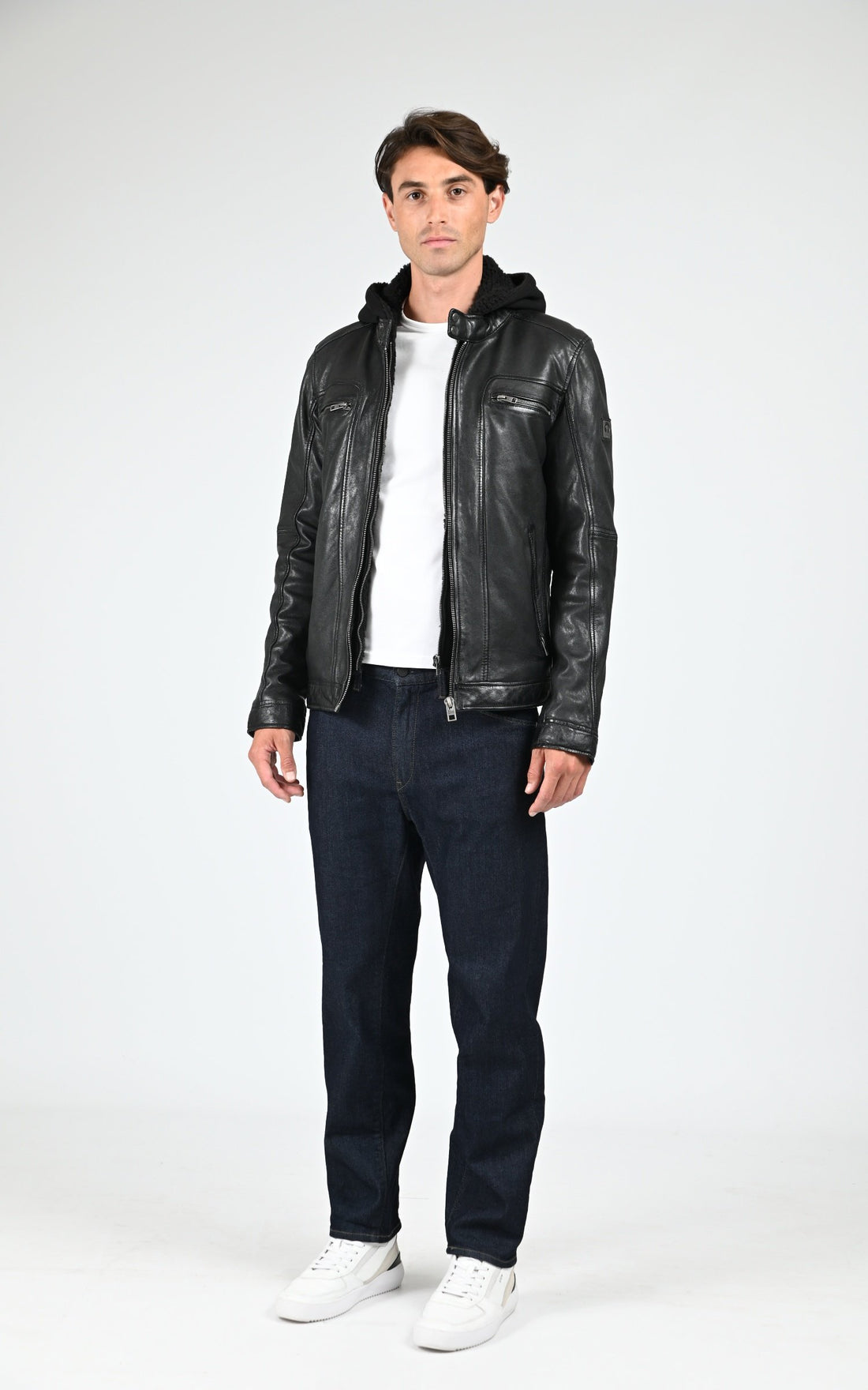 Blouson Cuir Homme Oakwood, modèle Drink 63036 de couleur noir