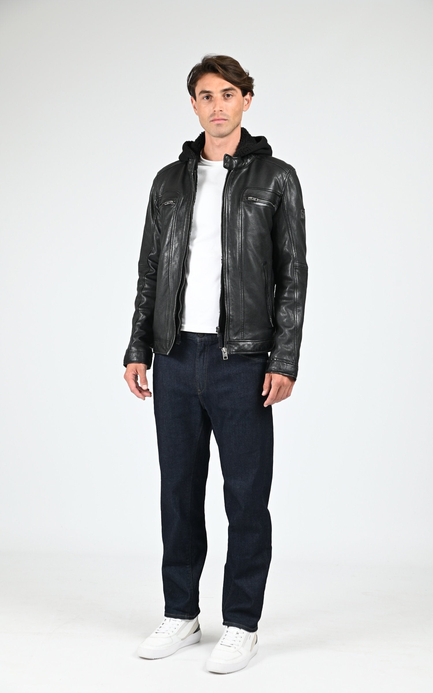 Blouson Cuir Homme Oakwood, modèle Drink 63036 de couleur noir