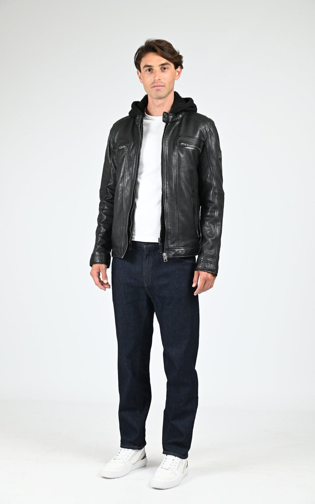 Blouson Cuir Homme Oakwood, modèle Drink 63036 de couleur noir