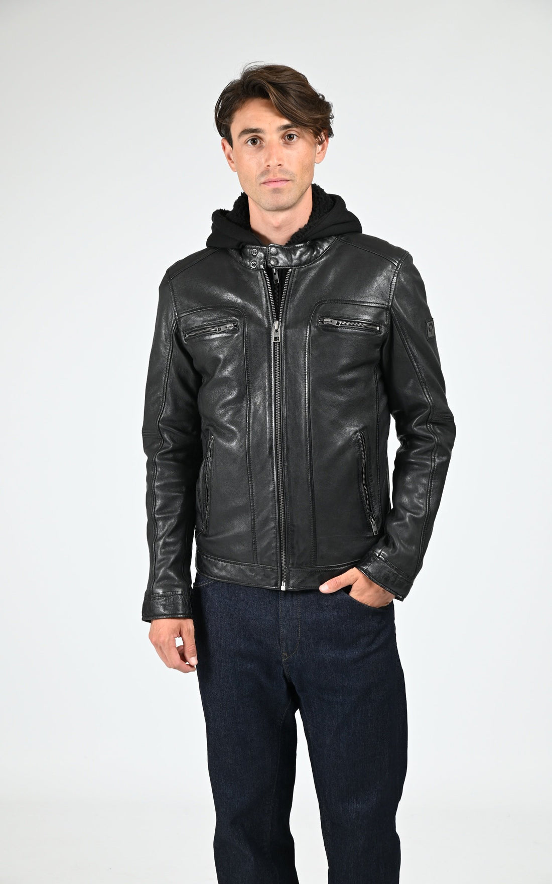 Blouson Cuir Homme Oakwood, modèle Drink 63036 de couleur noir